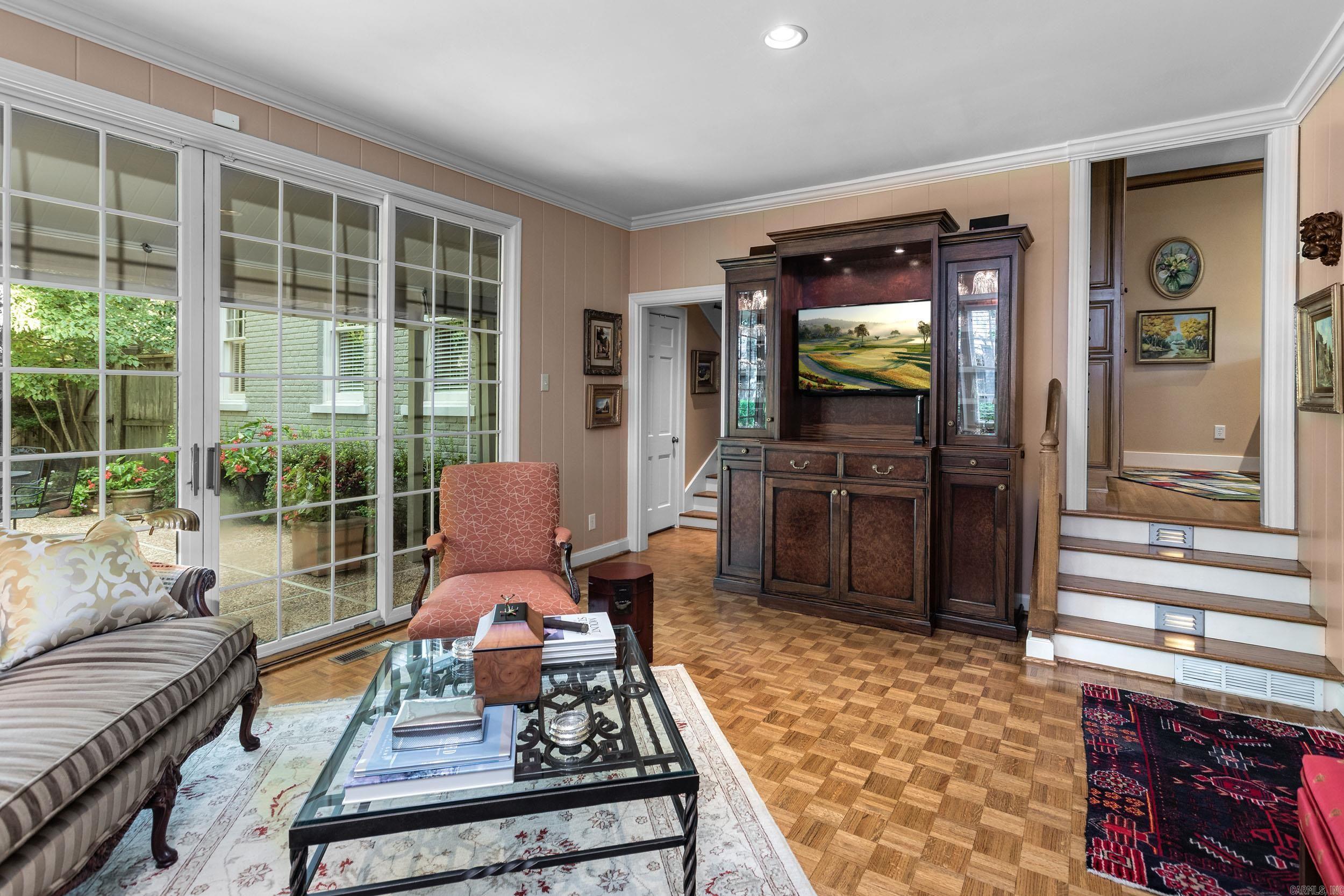 CLIFFEWOOD - Residential