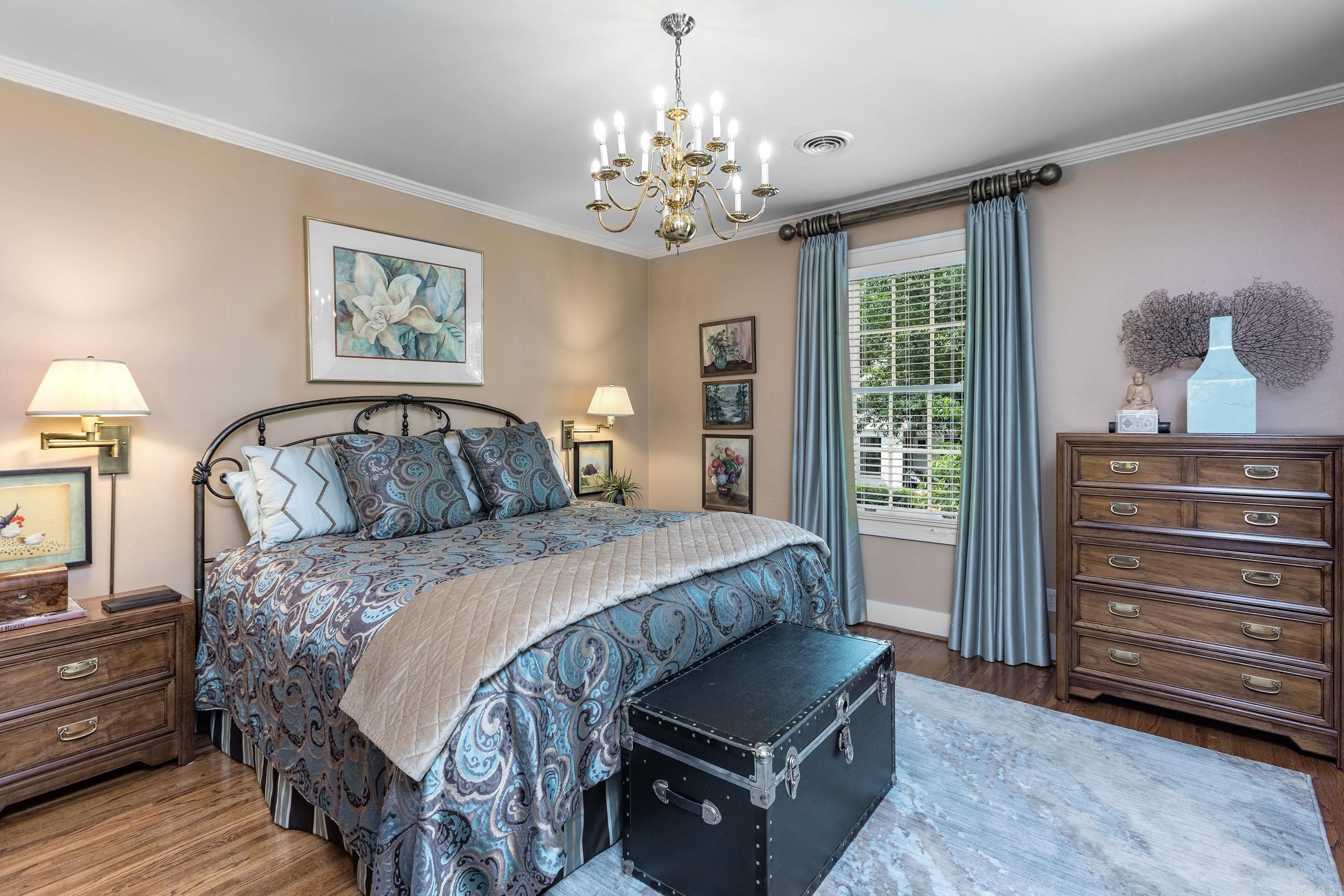 CLIFFEWOOD - Residential