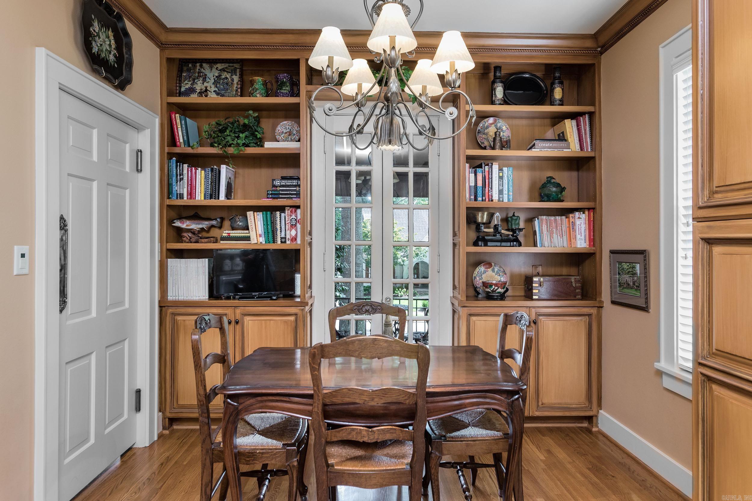 CLIFFEWOOD - Residential