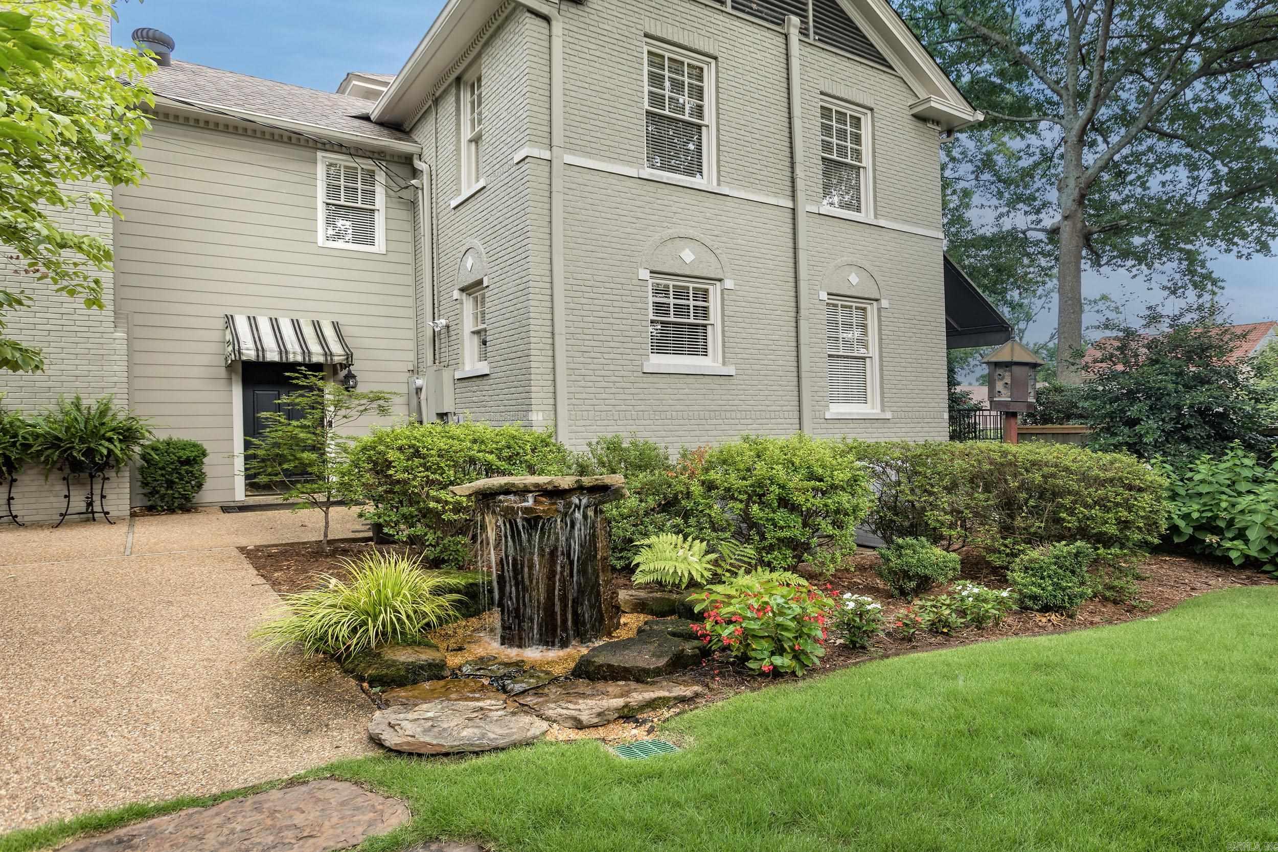 CLIFFEWOOD - Residential