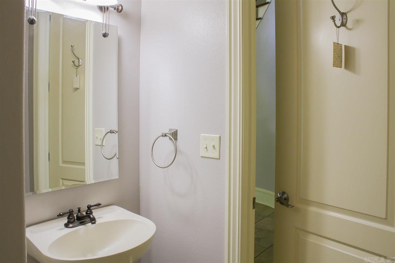 EAGLE RIDGE ESTATES - Residential