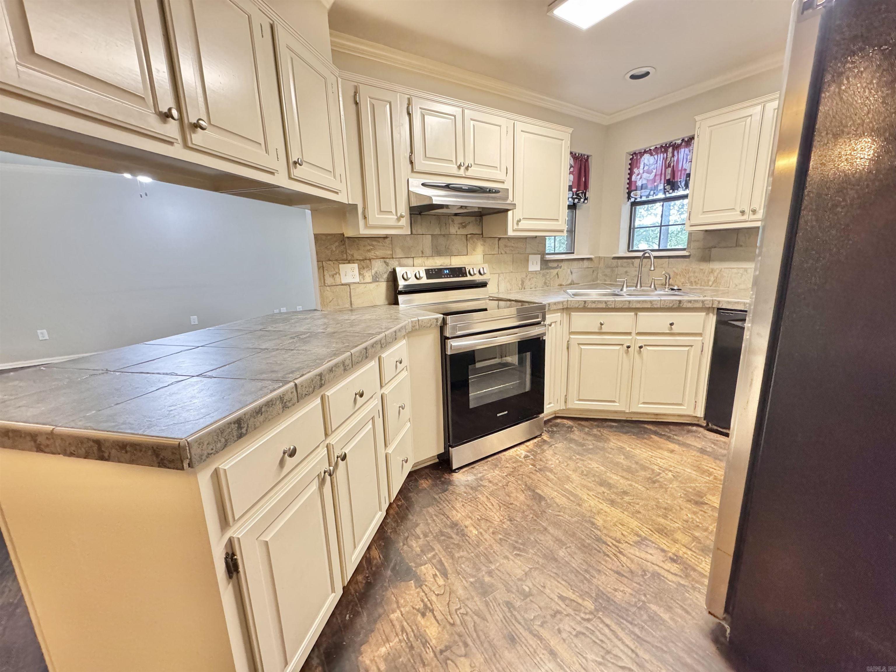 ROBINWOOD - Residential