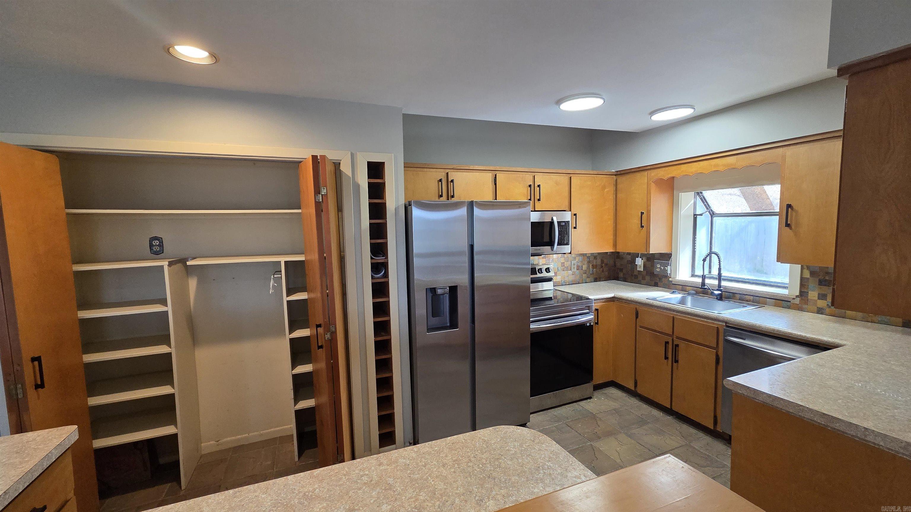 Indian Hills - Residential Lease