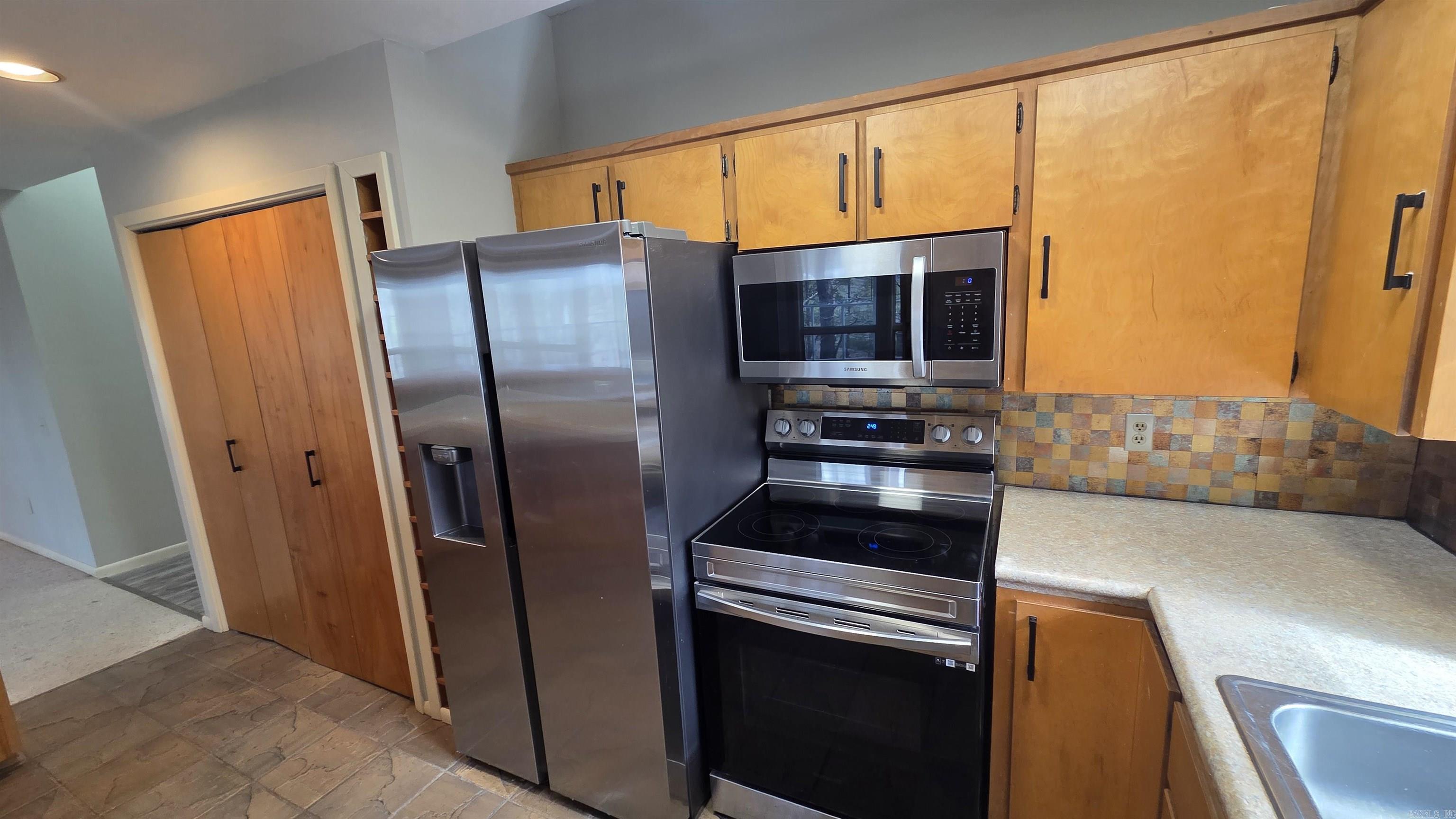 Indian Hills - Residential Lease