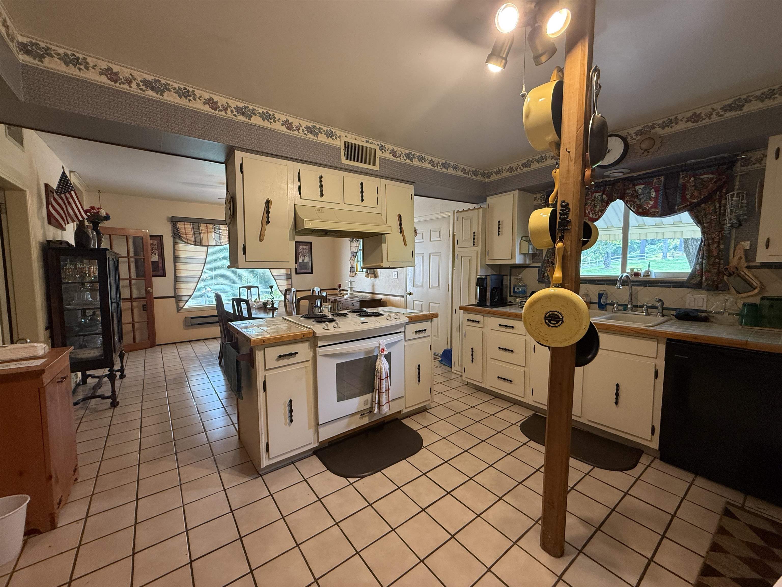 Clayton & Cope - Residential Lease