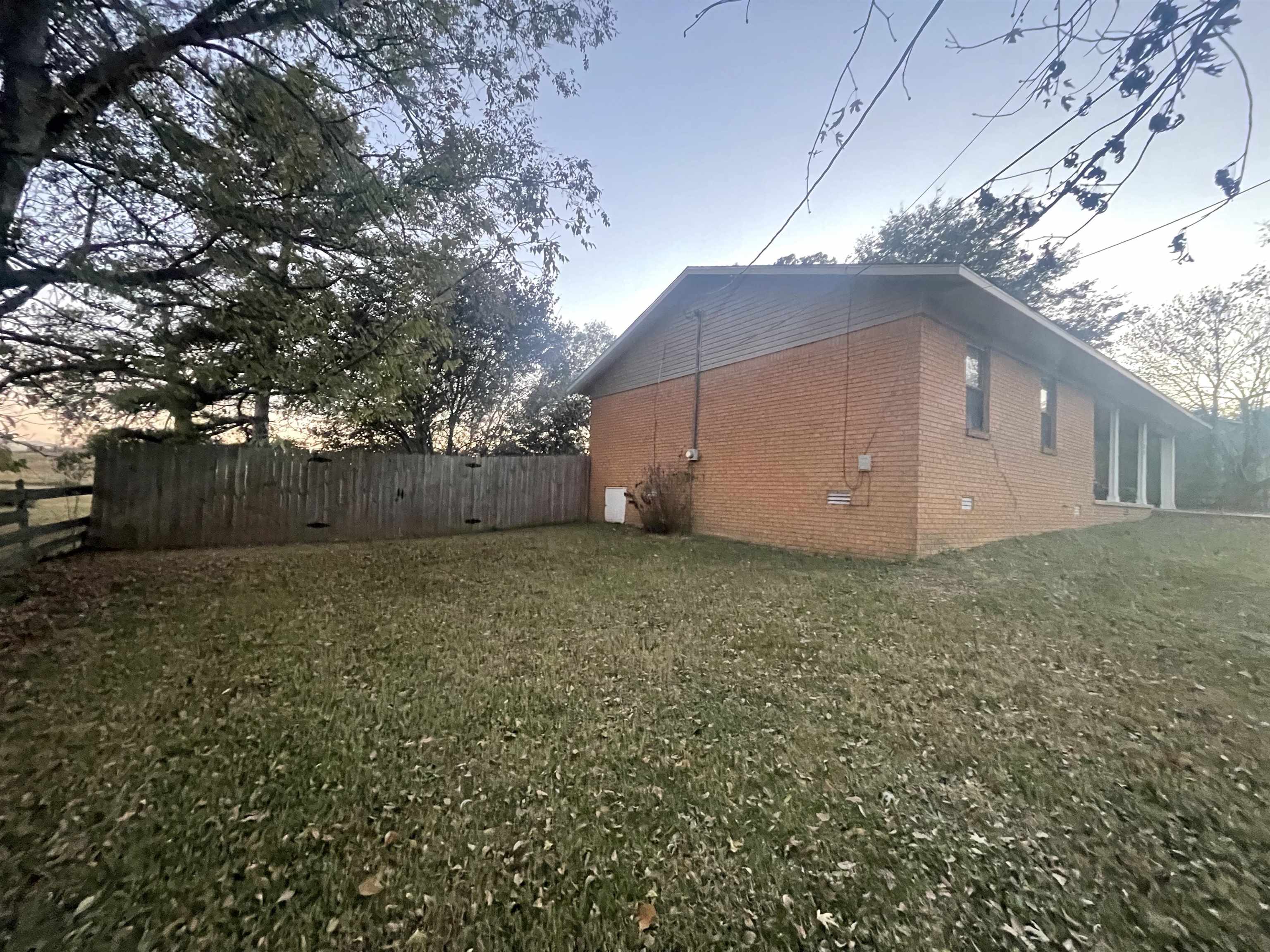 DICKSON - Residential