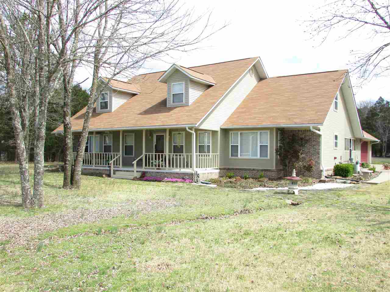 WHAT A WONDERFUL PLACE TO CALL HOME!!!  This HOME is sitting on 3 acres MoL And has more than 3,000 sq. ft. of house...  It is what you want and more...  LARGE BONUS ROOM, OFFICE, SAUNA, HOT TUB, JUNGLE JIM and MORE!! BEAUTIFUL LAND and A GREAT LOCATION makes this property IDEAL!!!  It is close to Eden Isle & the lake!!  Just outside the city limits of Heber Springs, this COUNTRY SETTING HELPS YOU escape city living!!  MAKES US AN OFFER and WE WILL MAKE YOU A DEAL!!!  See agent remarks for alarm code..