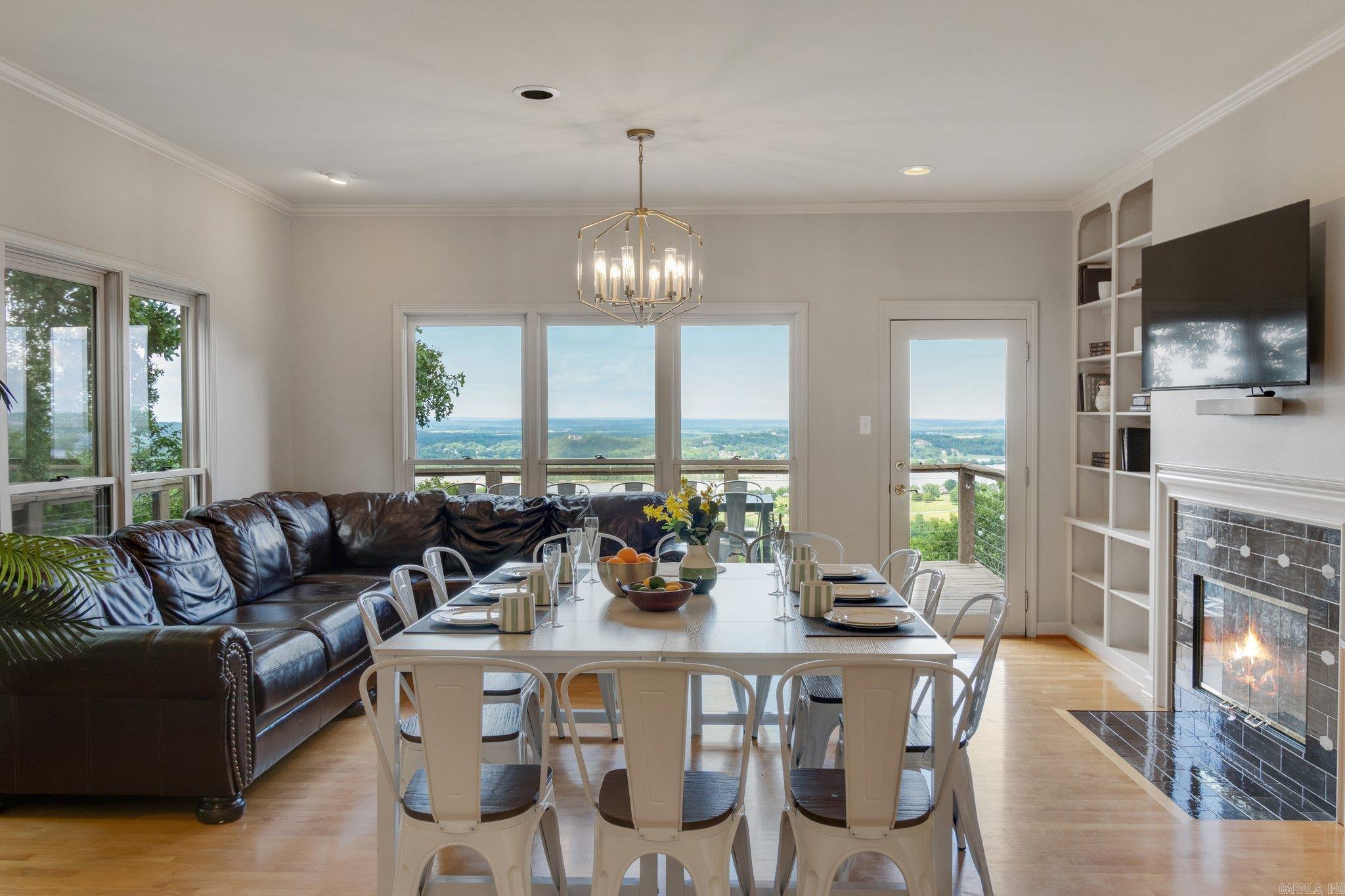 WALTON HEIGHTS - Residential
