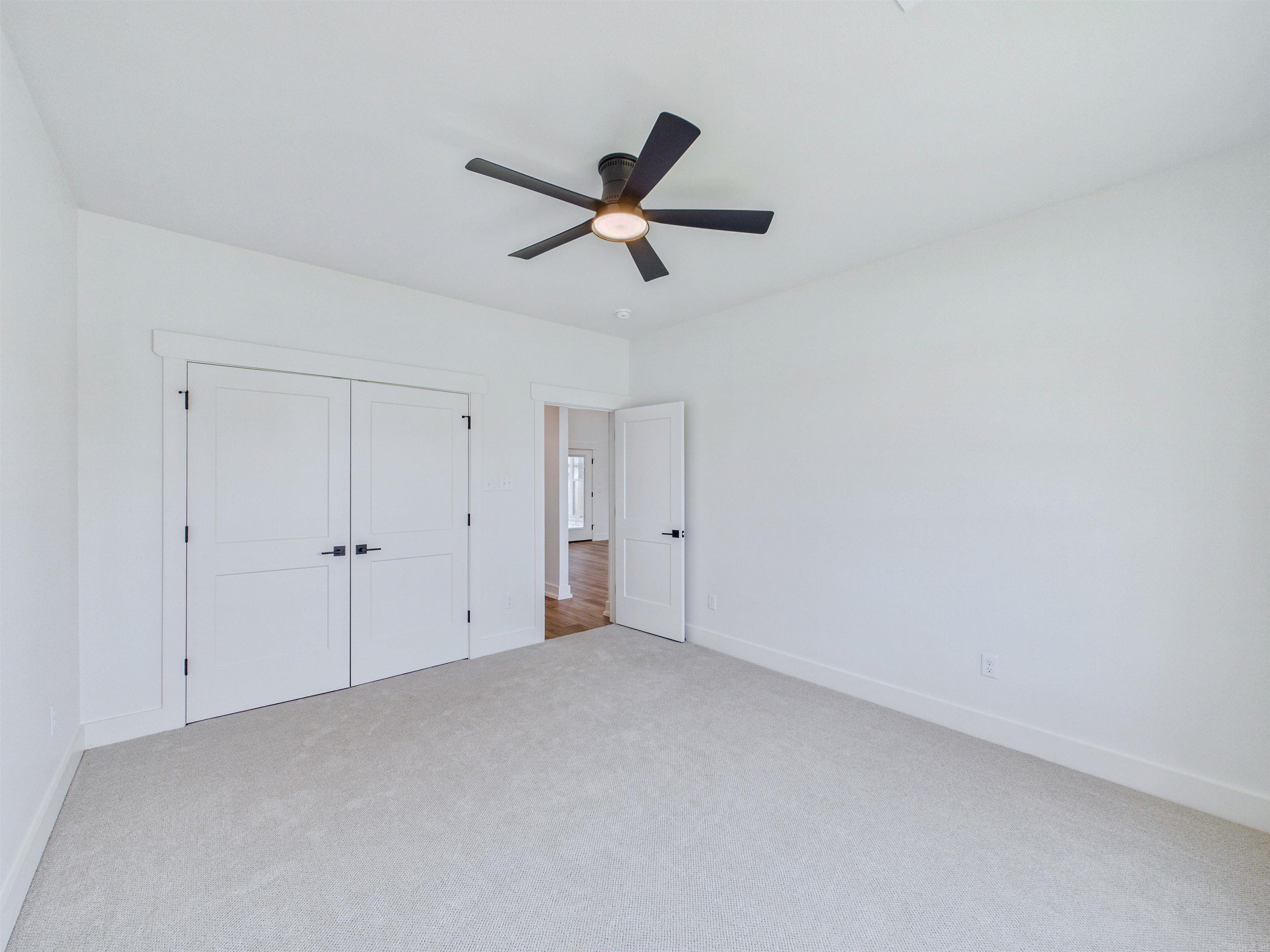 EAST MEADOW - Residential