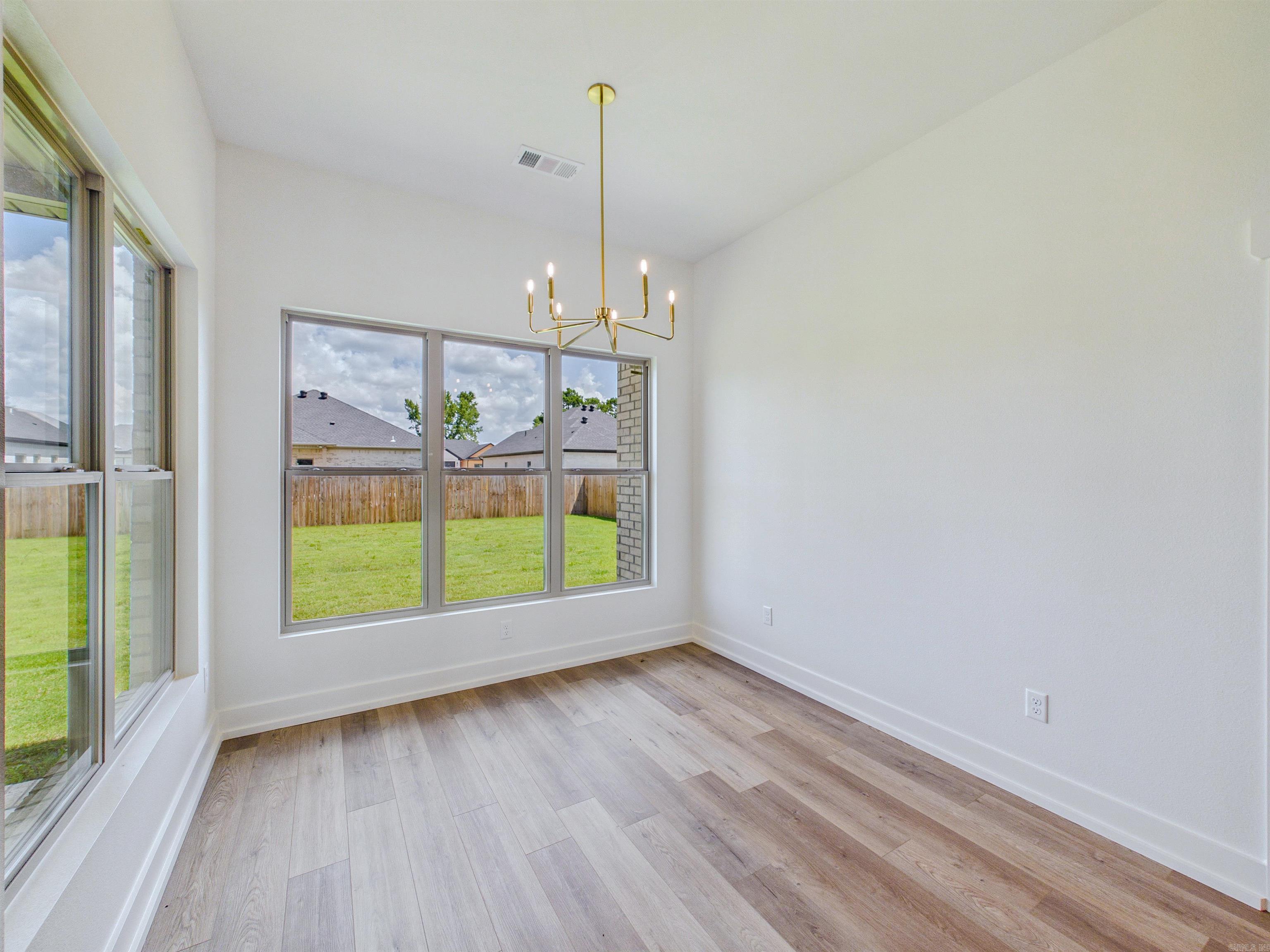 EAST MEADOW - Residential