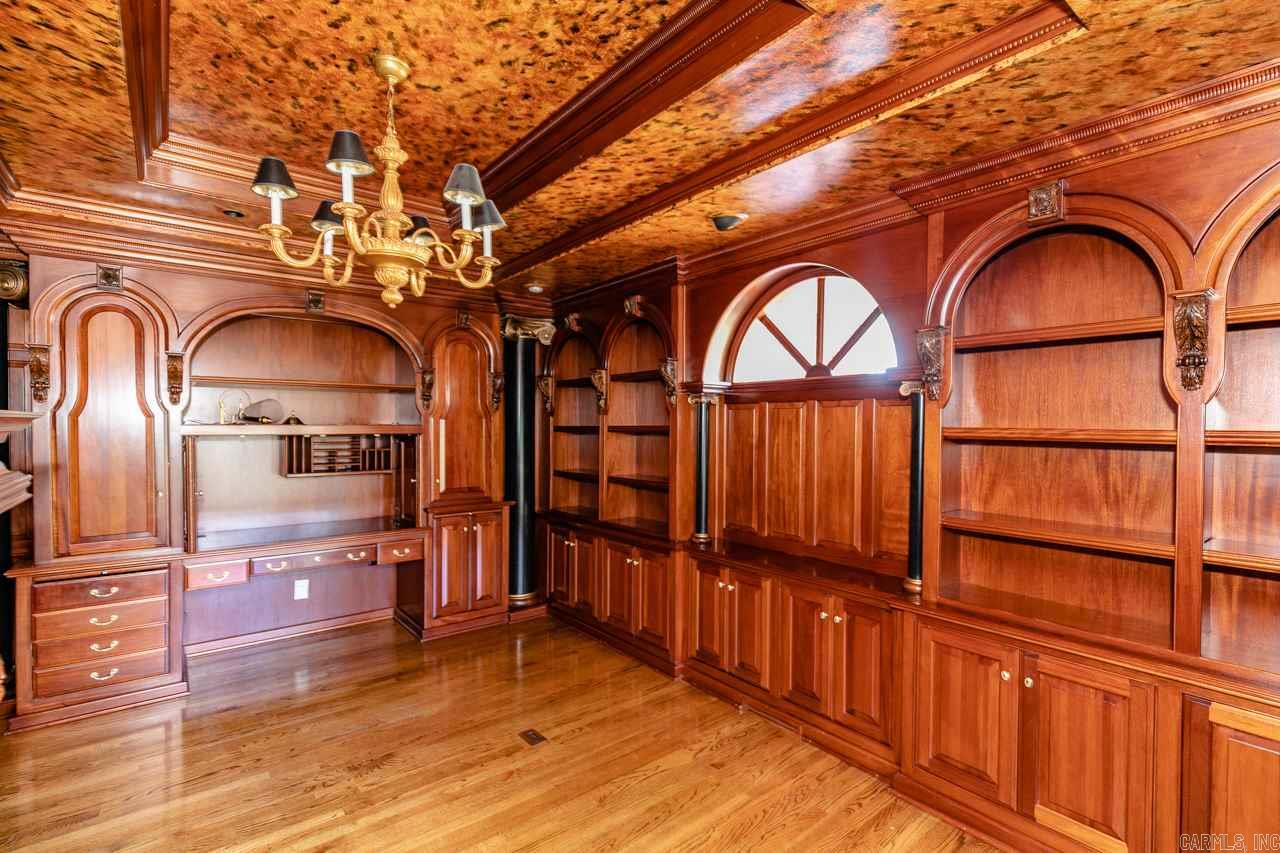 PLEASANT VALLEY - Residential
