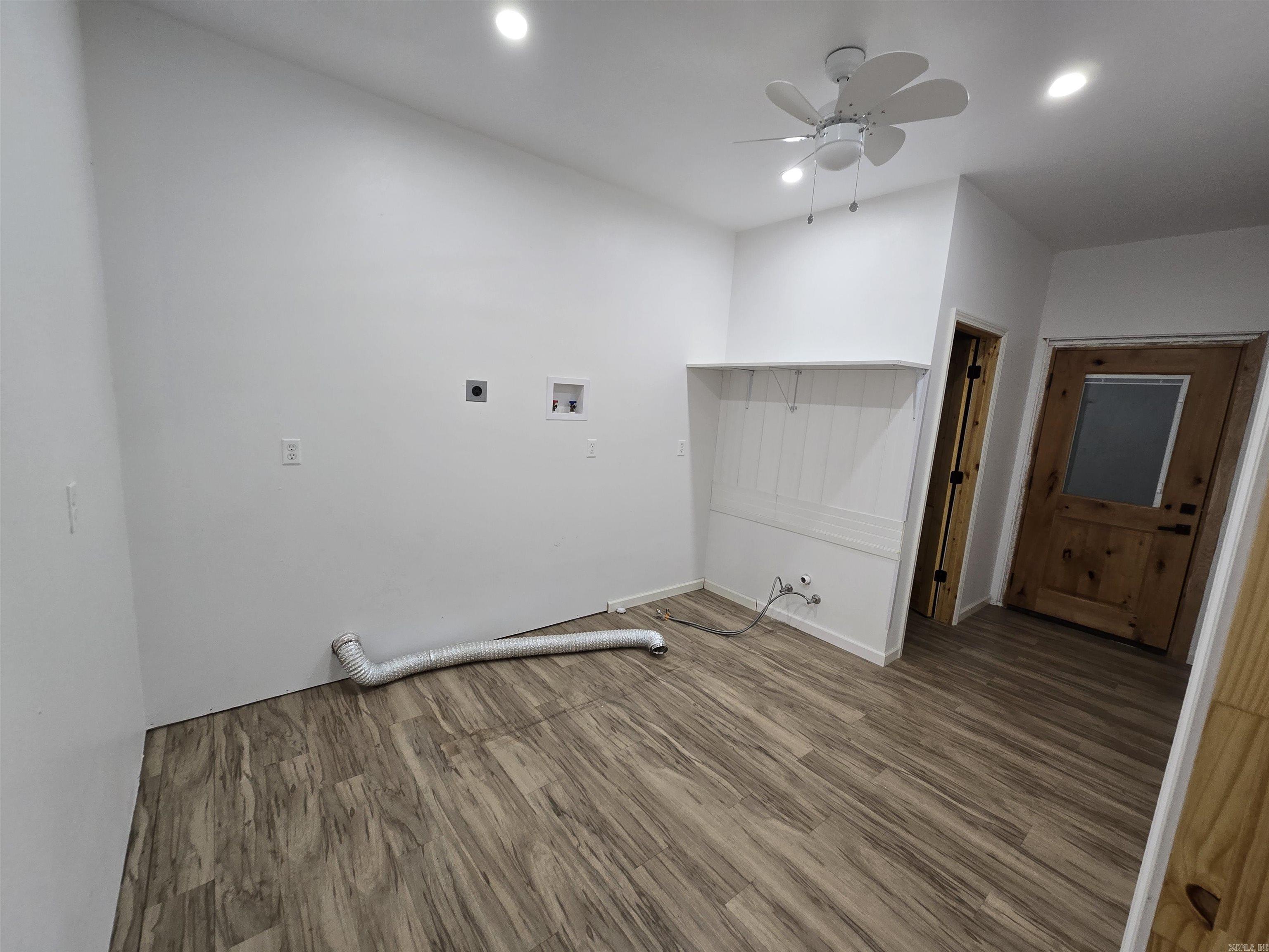 LITTLE RED RIVER ESTATES - Residential