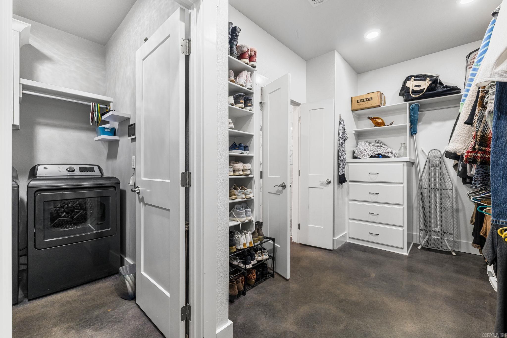VALLEY RIDGE ESTATES - Residential