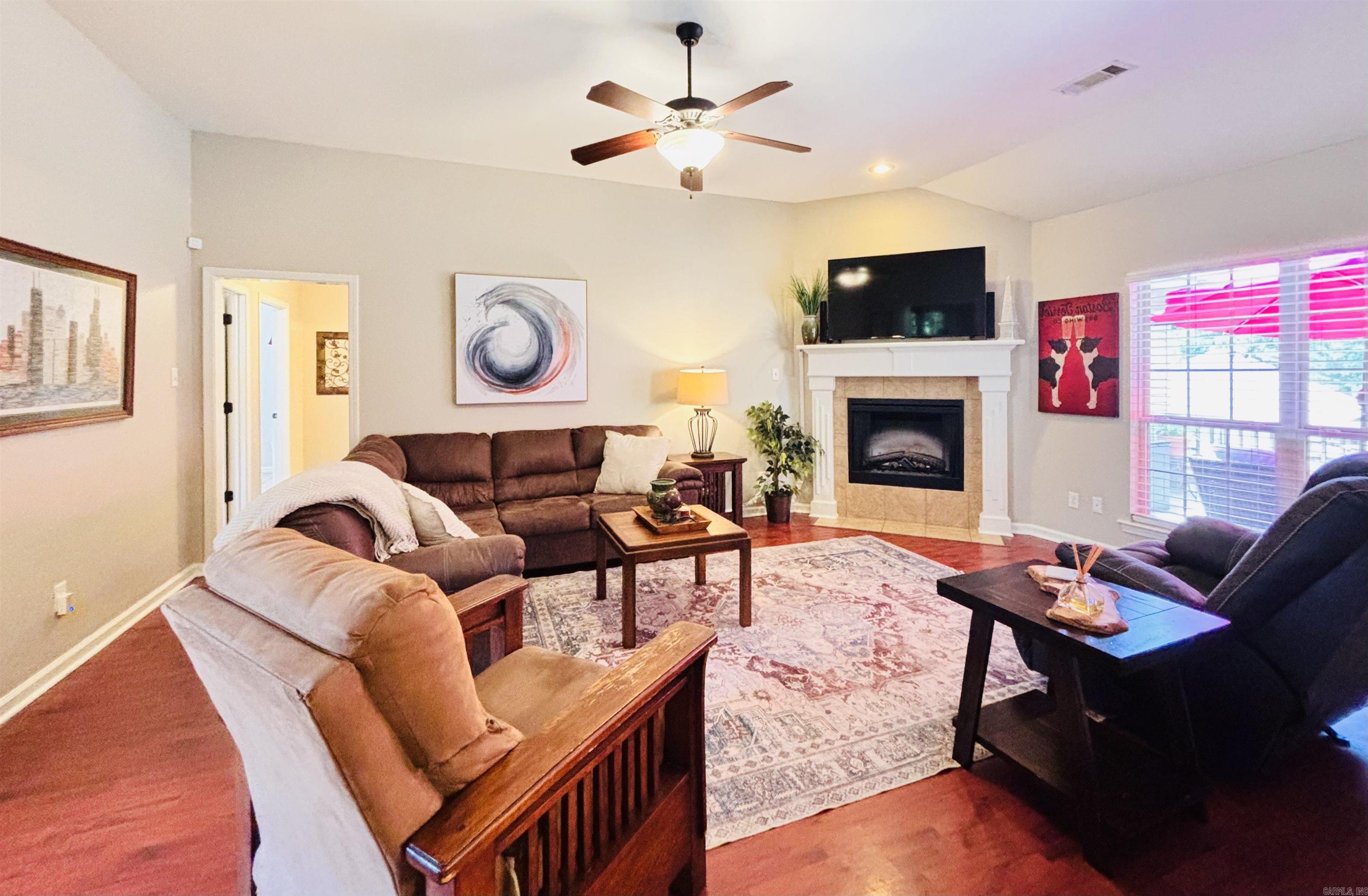SILVER SPRINGS PH IV - Residential