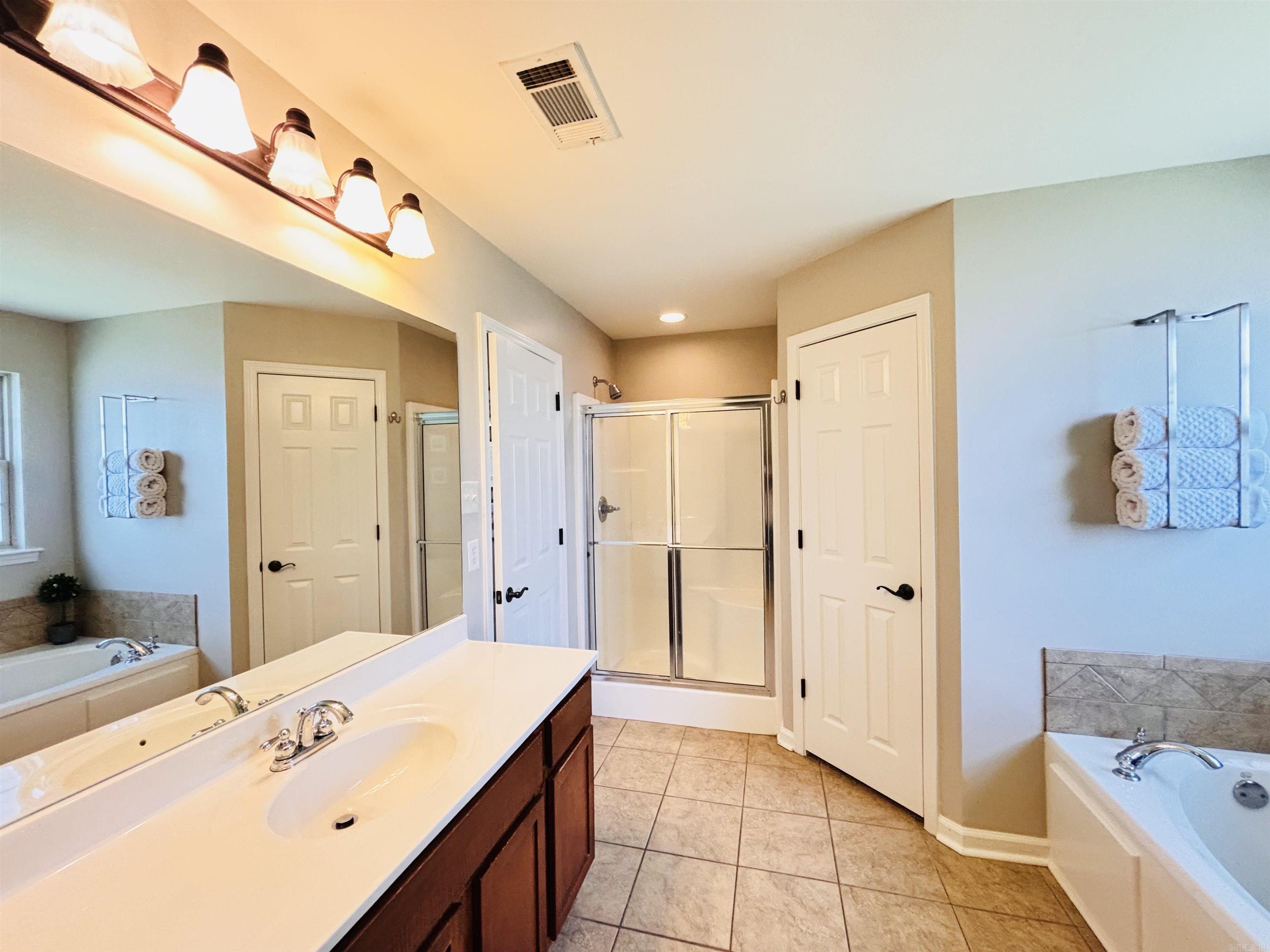 SILVER SPRINGS PH IV - Residential