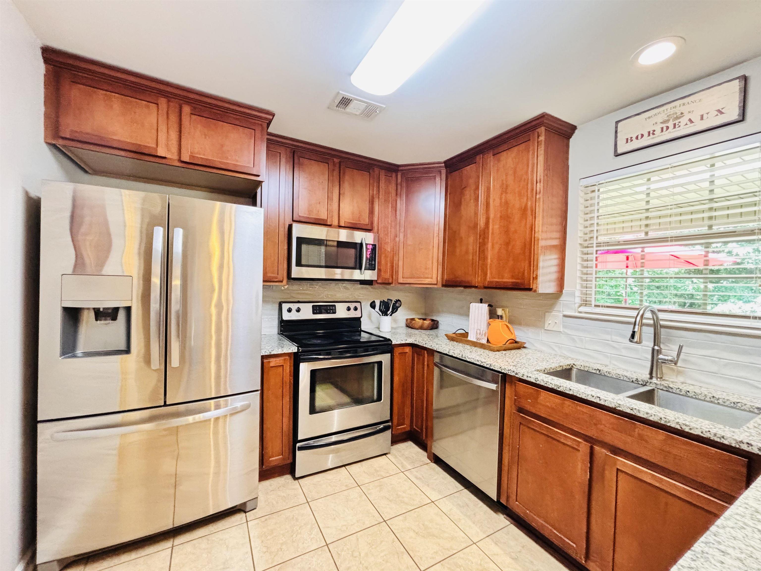SILVER SPRINGS PH IV - Residential