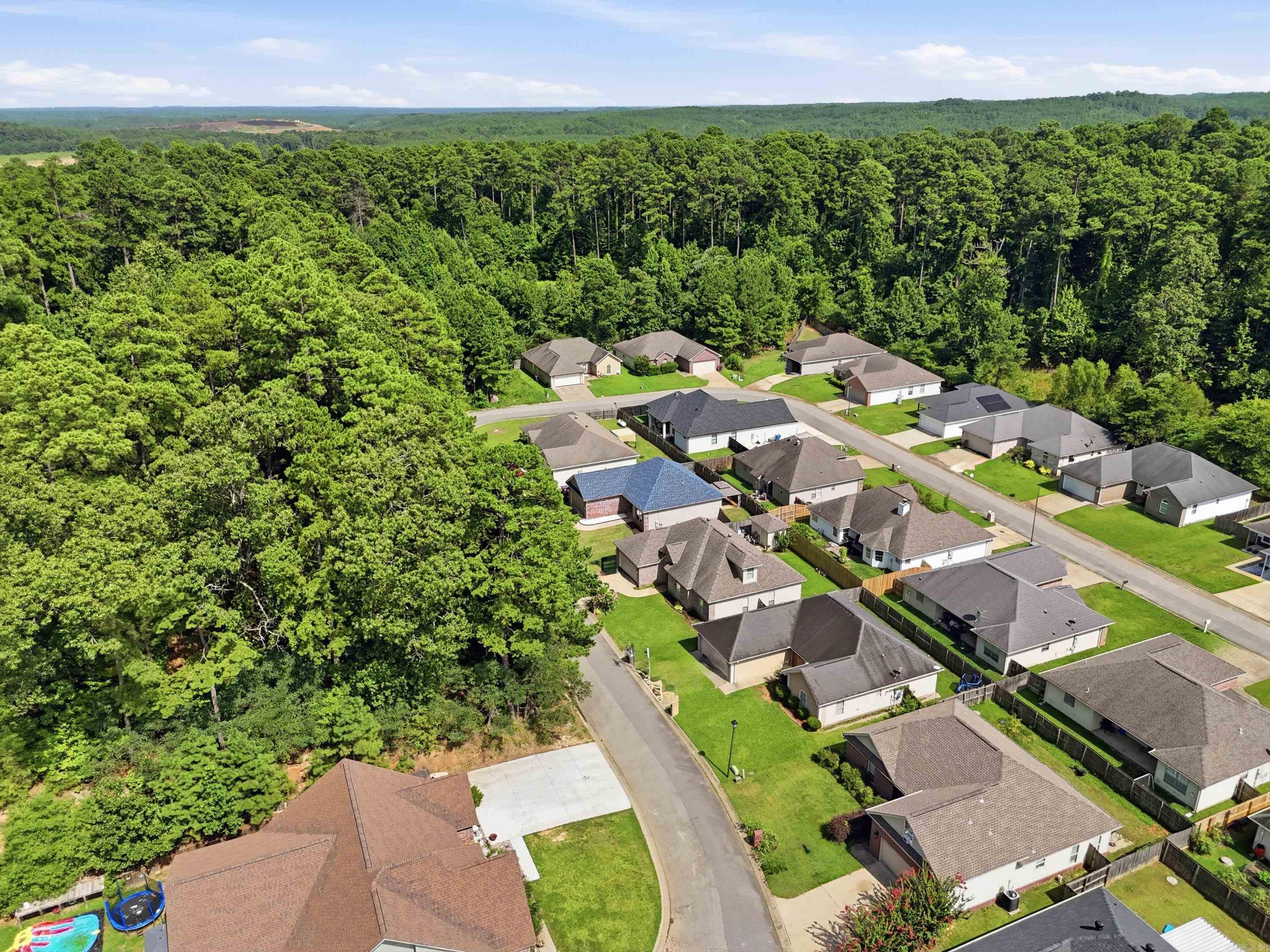 WISTERIA VINEYARD - Residential