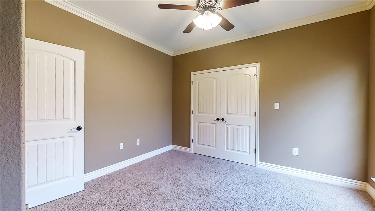 NORTH HILLS ESTATES - Residential