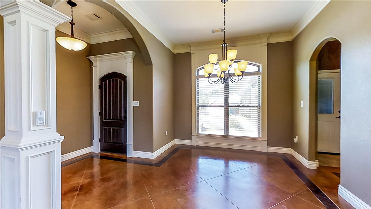 NORTH HILLS ESTATES - Residential