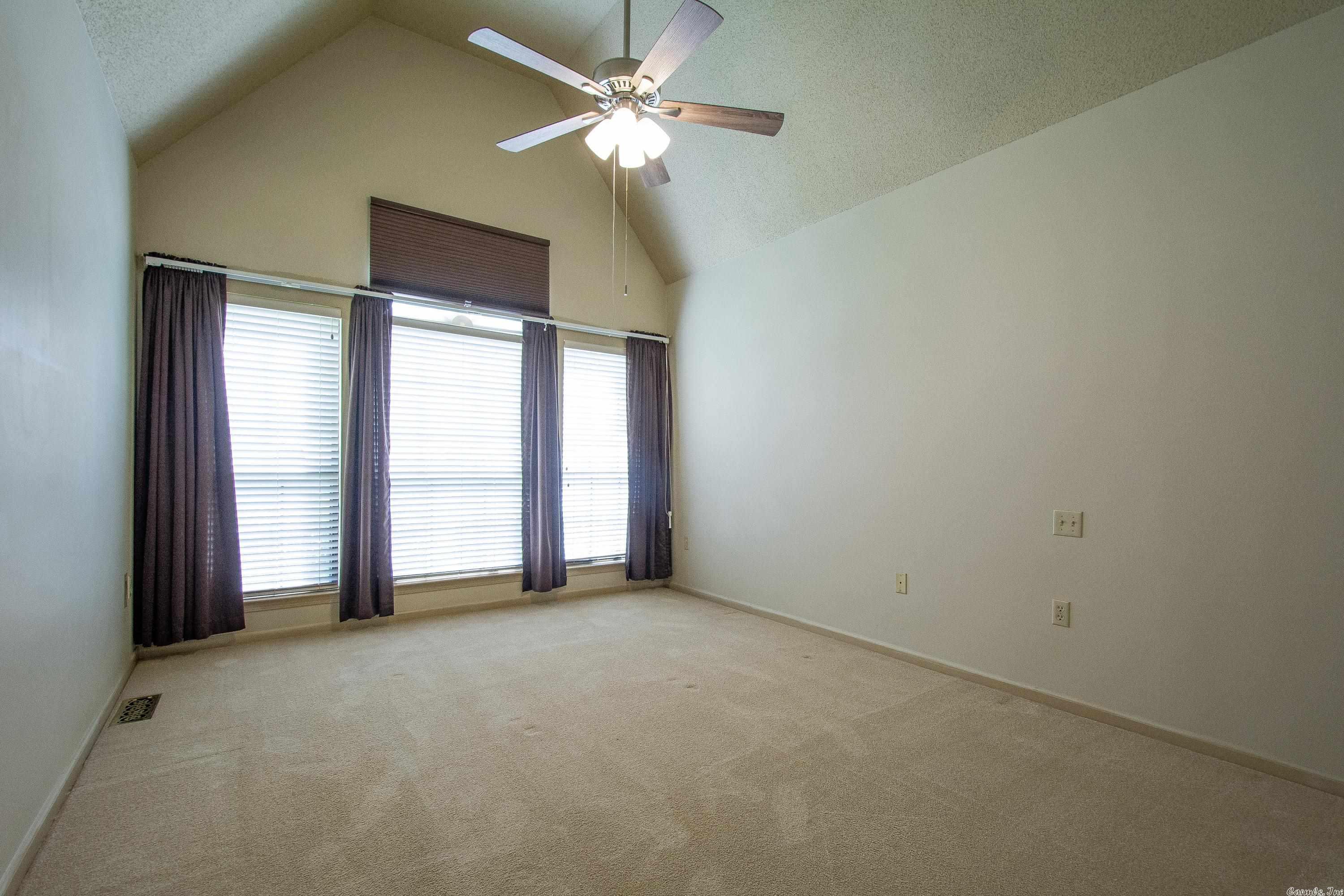 LAKEWOOD VALLEY ADDN - Residential