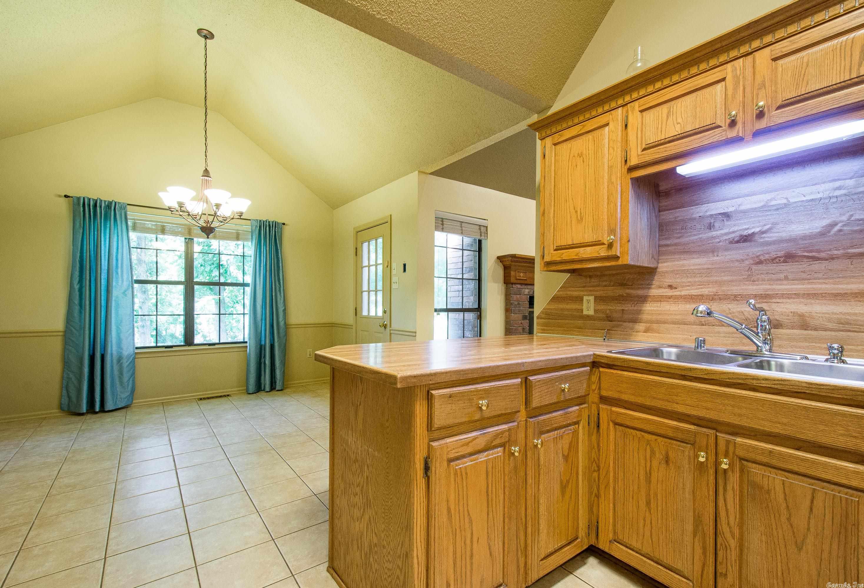 LAKEWOOD VALLEY ADDN - Residential