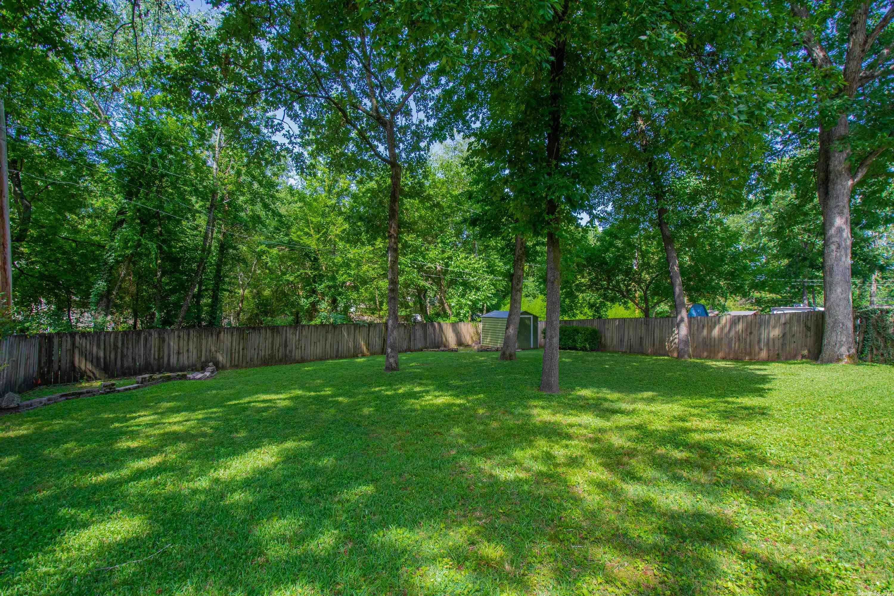 LAKEWOOD VALLEY ADDN - Residential