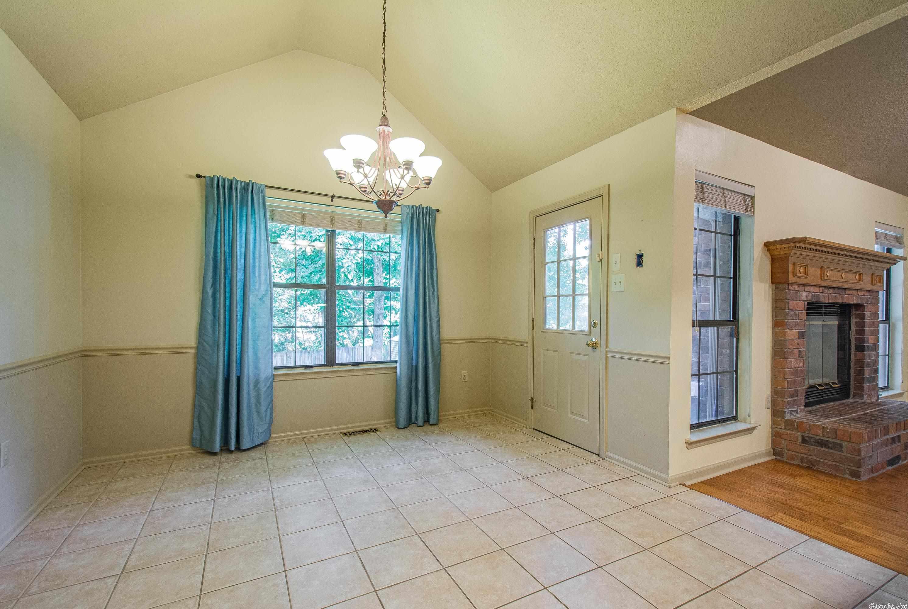 LAKEWOOD VALLEY ADDN - Residential