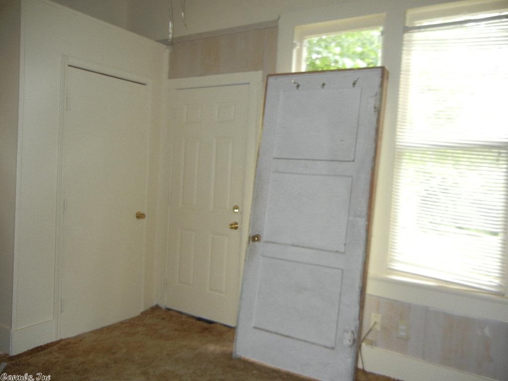 Jones & Worthen - Residential
