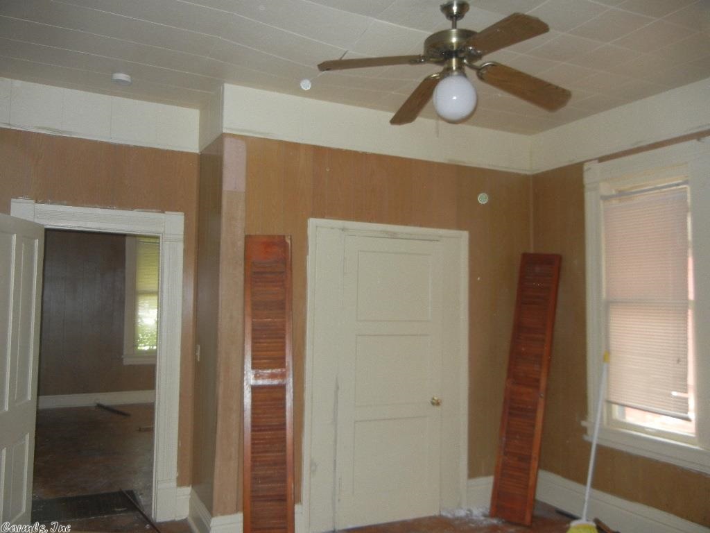 Jones & Worthen - Residential