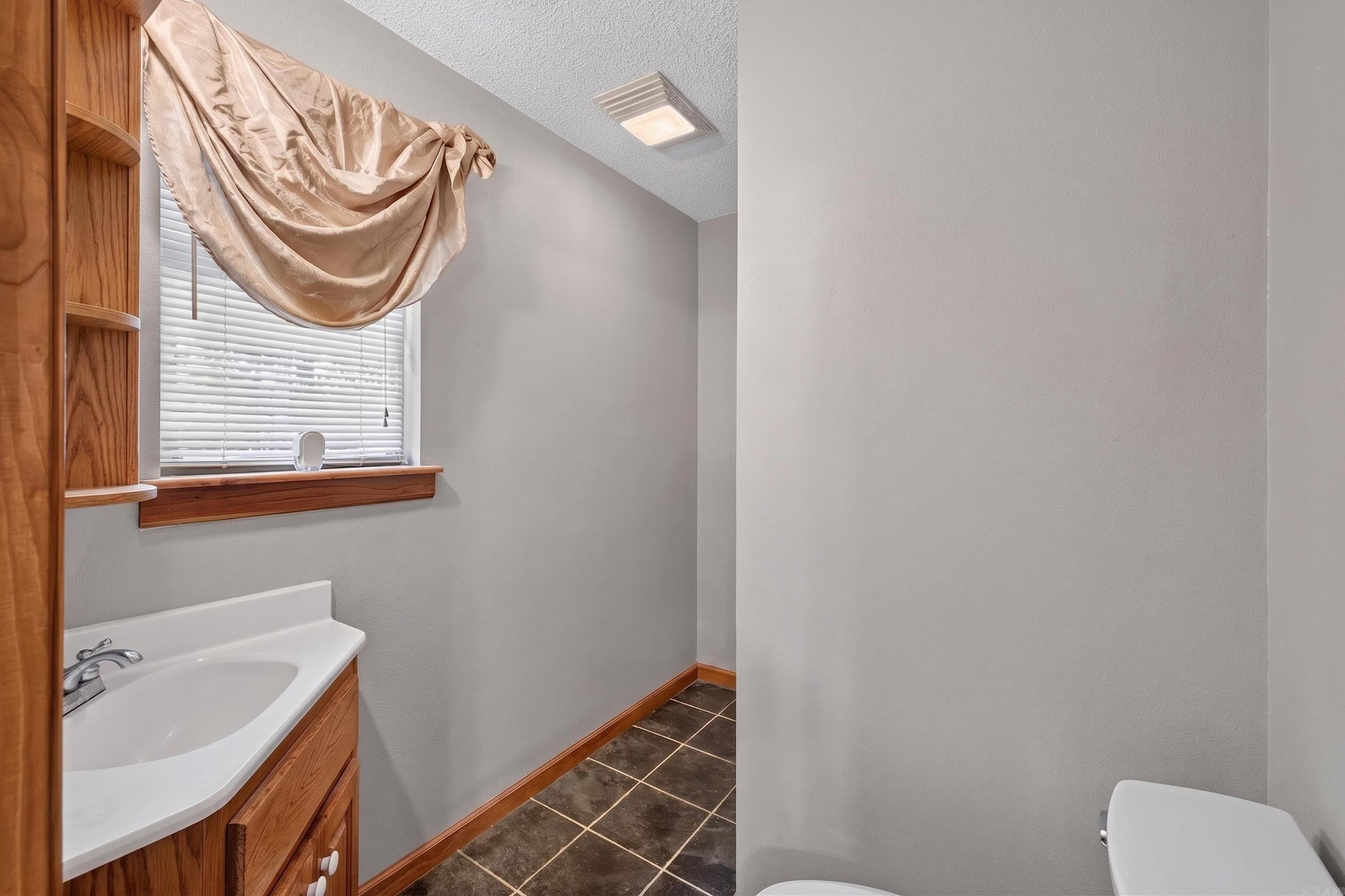RIVERVIEW ESTATES - Residential