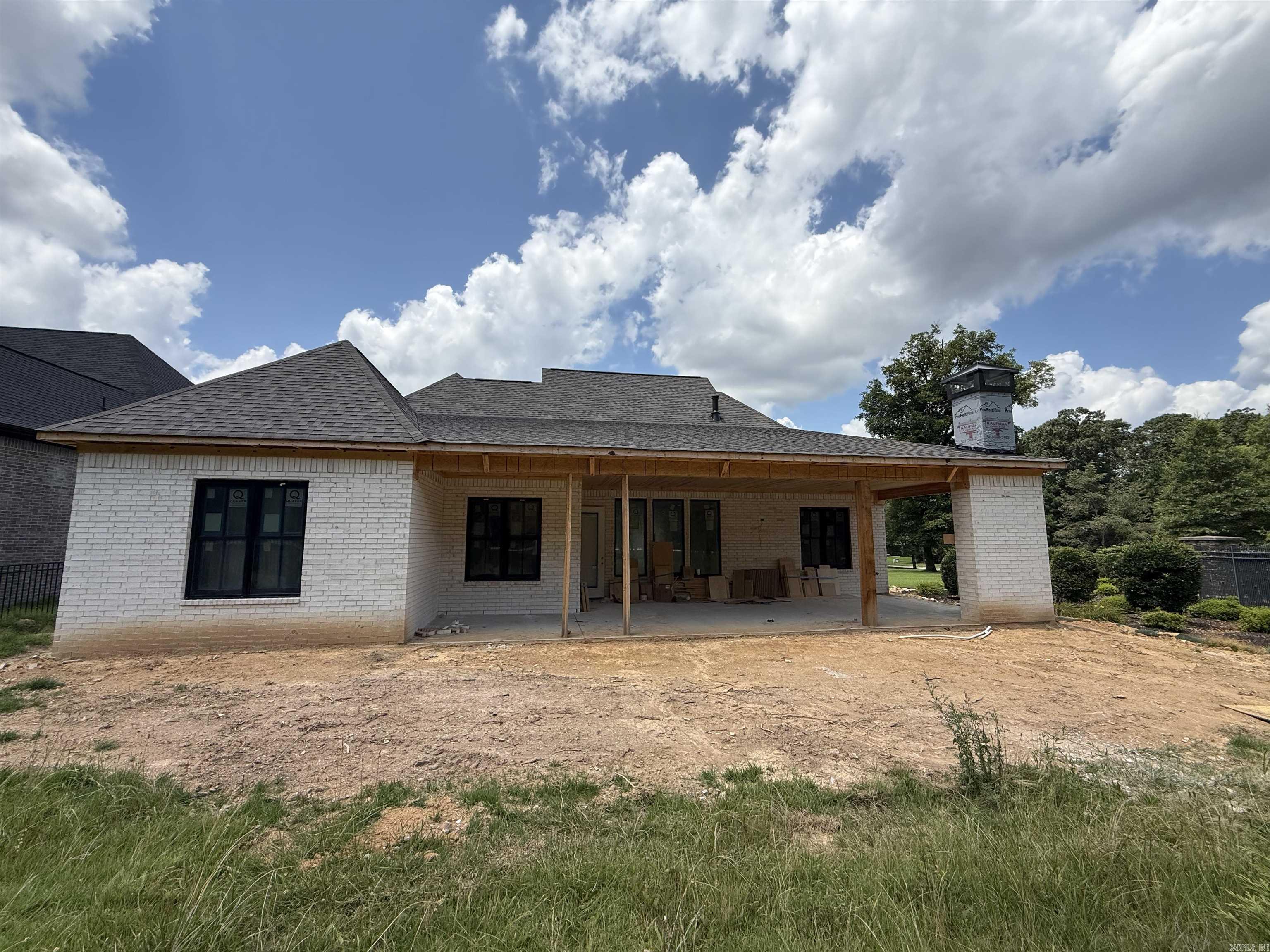 ARLINGTON PARK - Residential