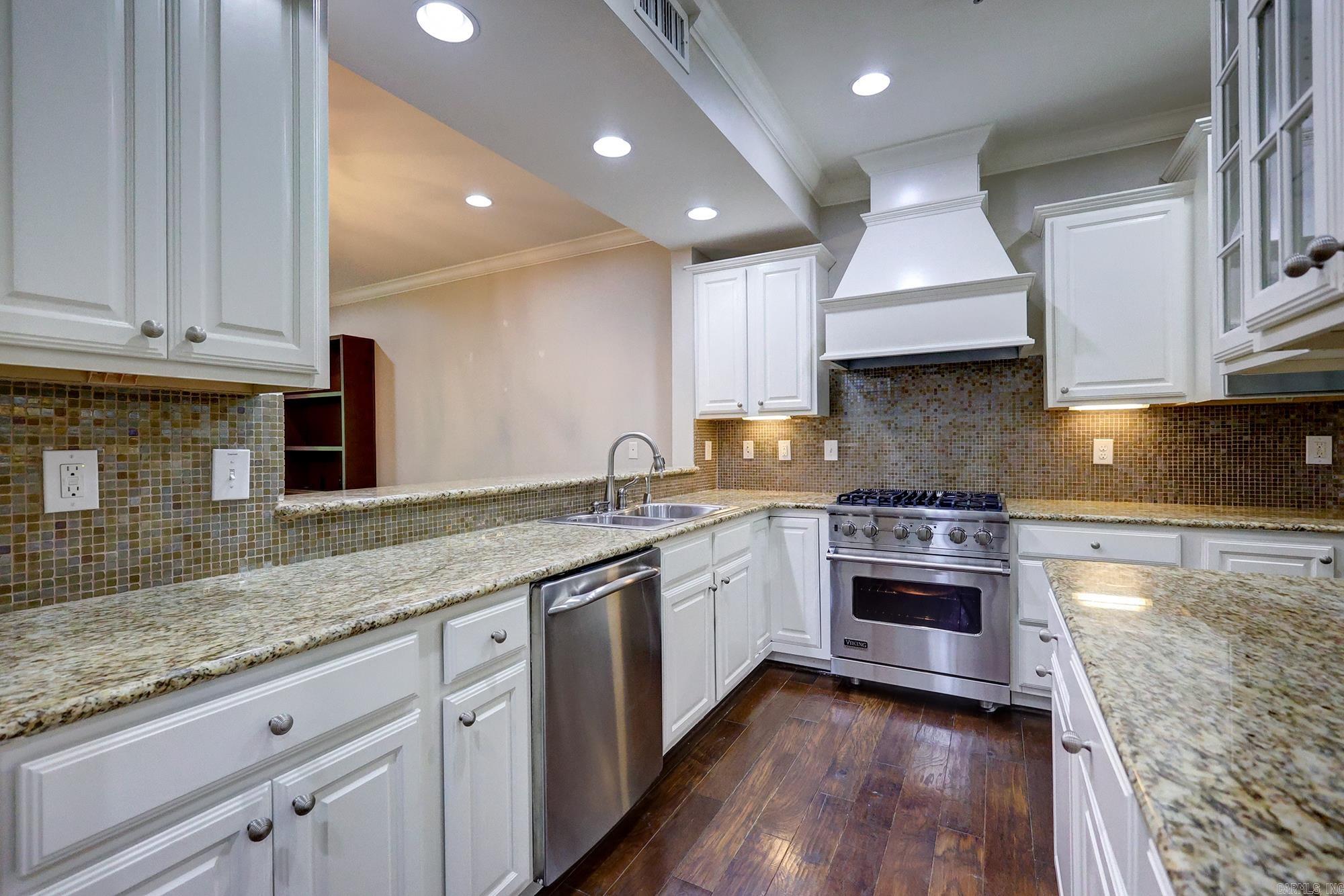 CHENAL WOODS HPR - Residential