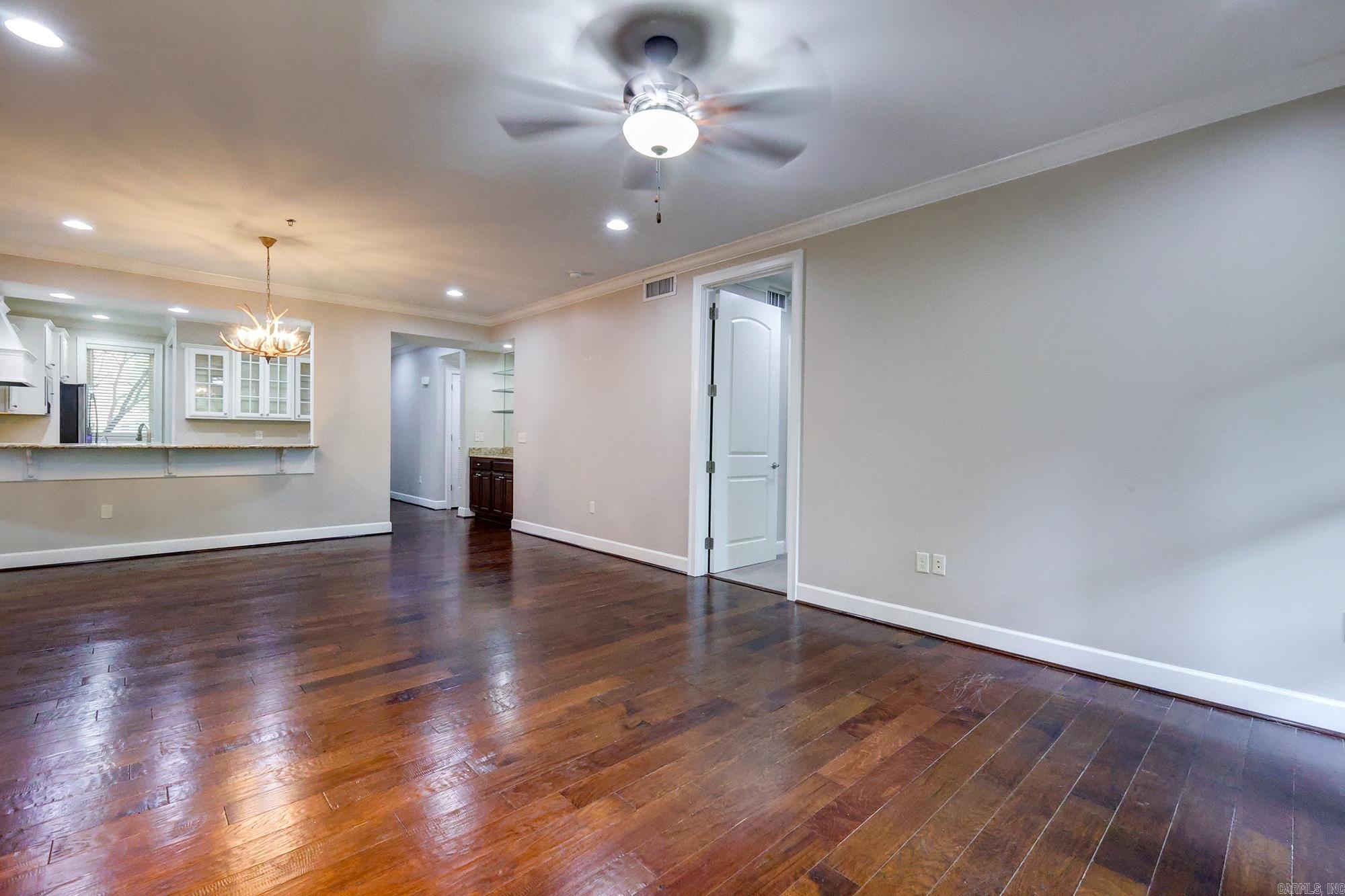 CHENAL WOODS HPR - Residential