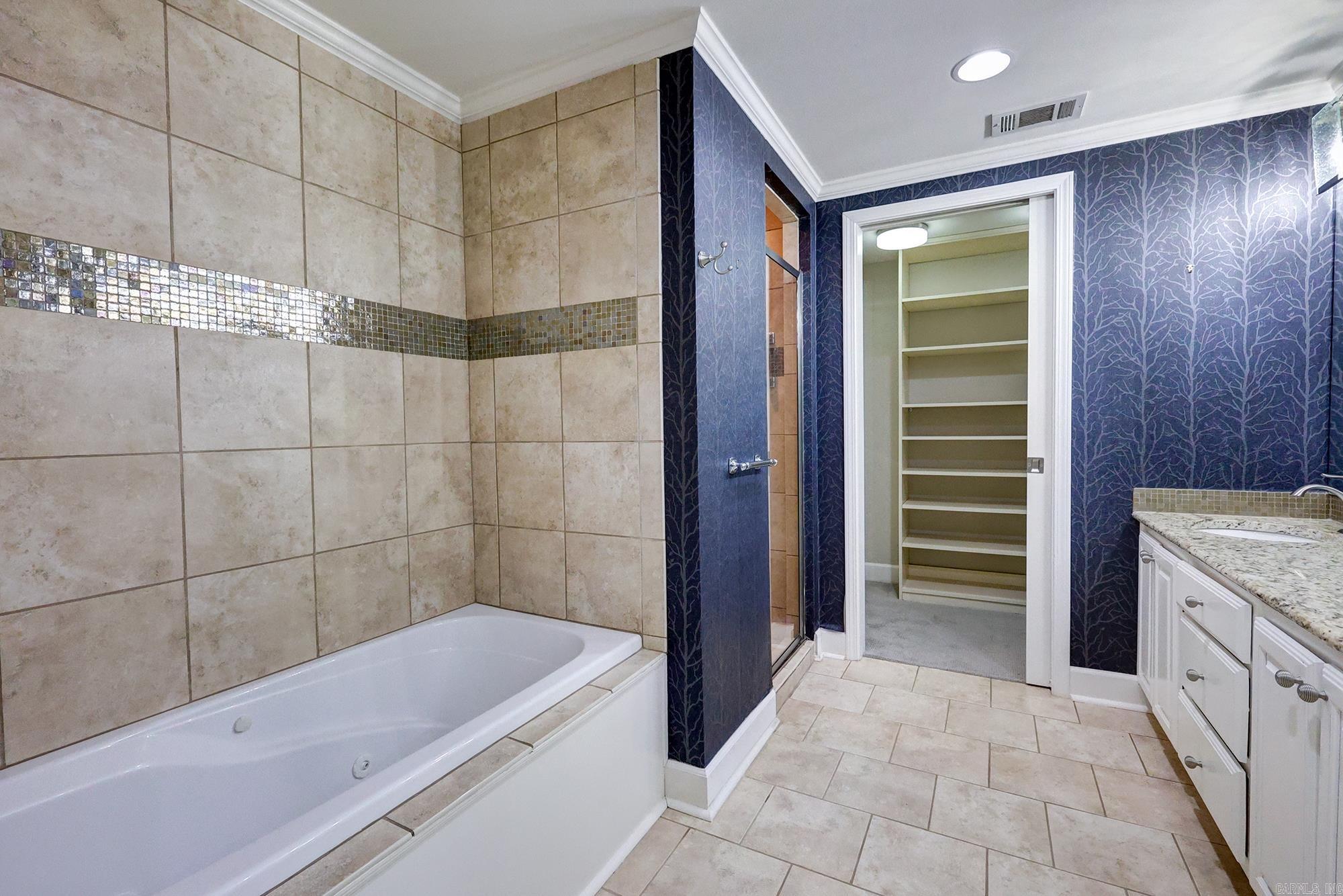 CHENAL WOODS HPR - Residential