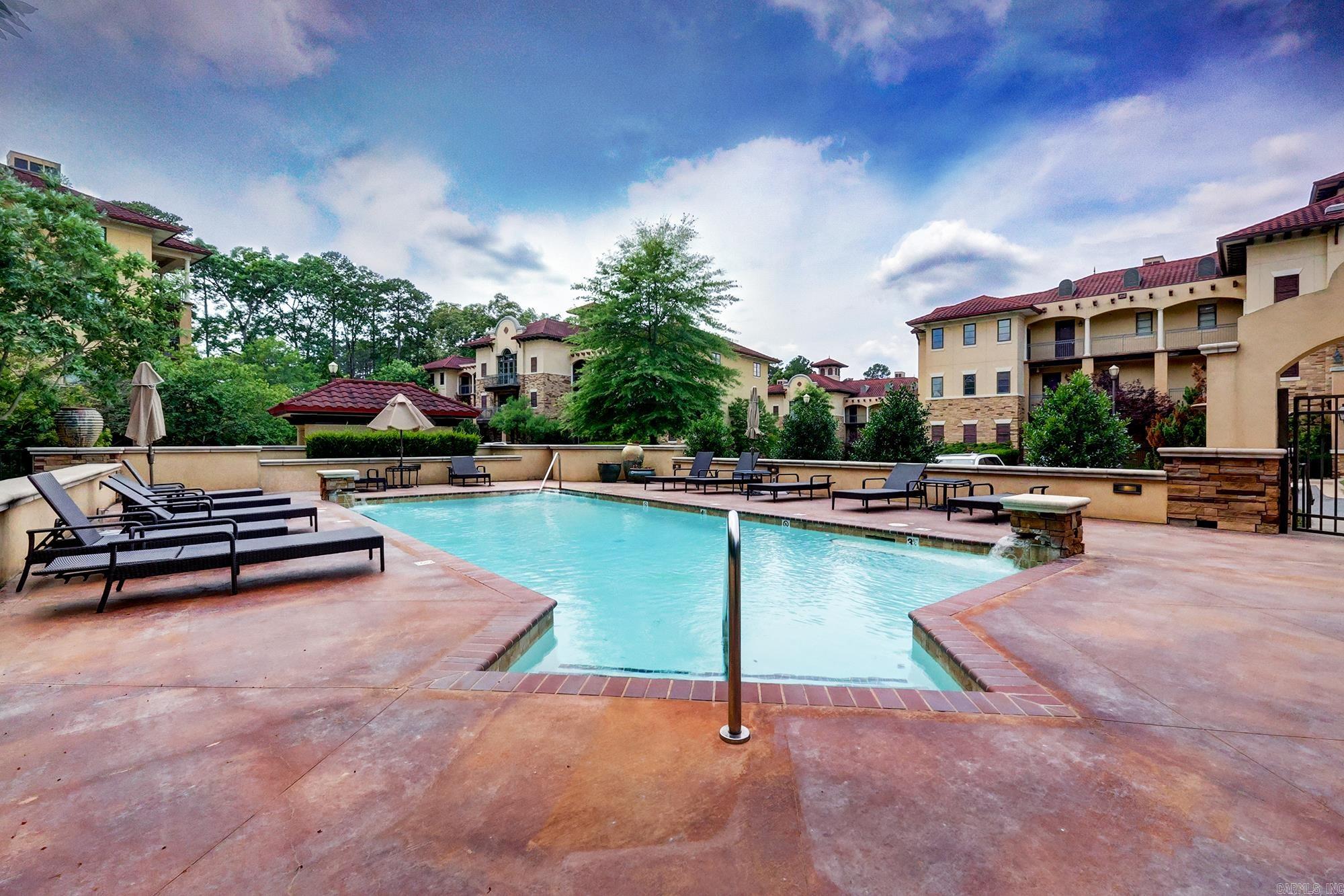 CHENAL WOODS HPR - Residential