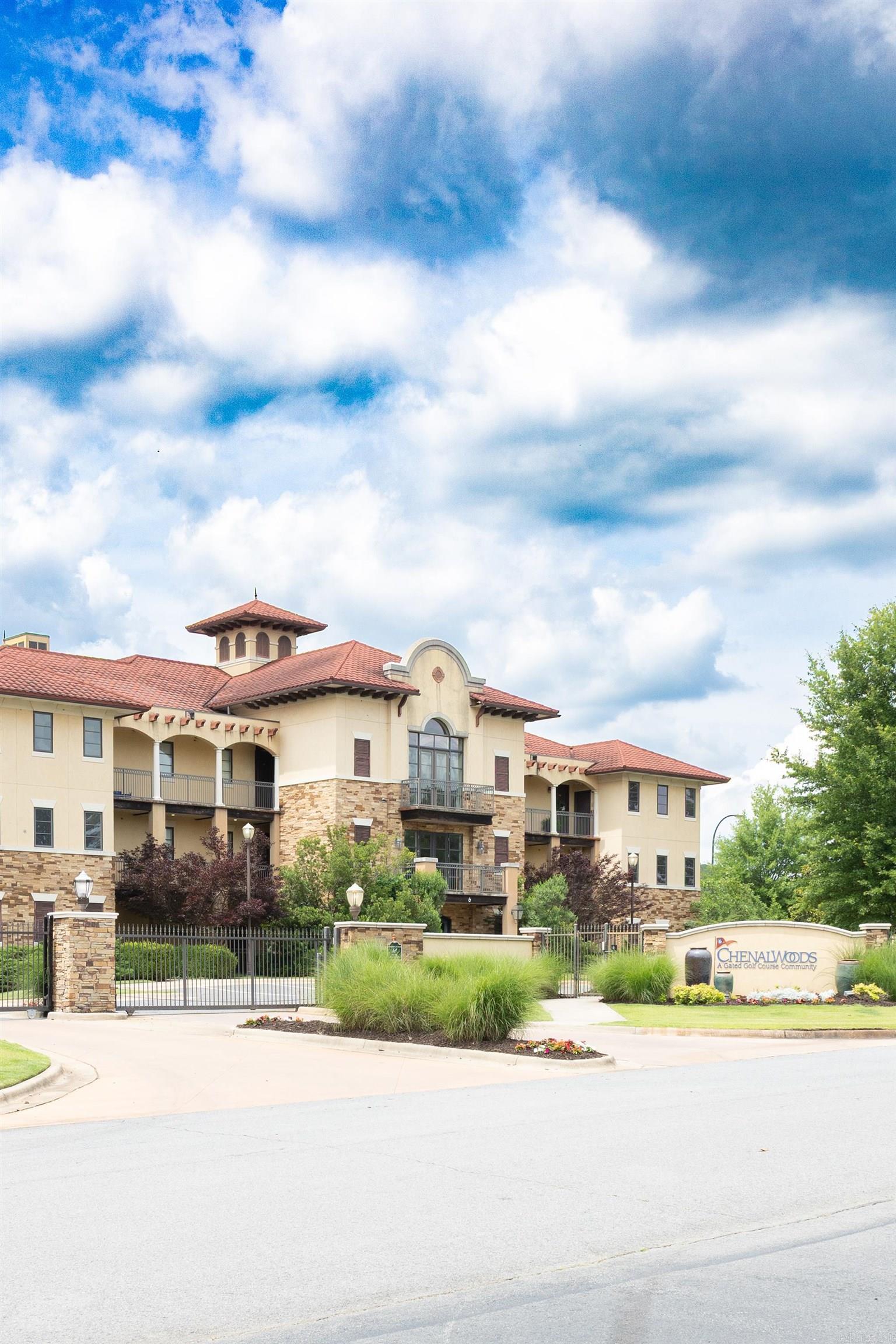 CHENAL WOODS HPR - Residential