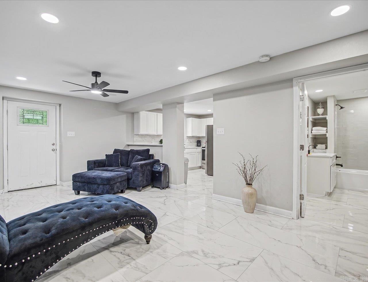 Metes & Bounds - Residential Income