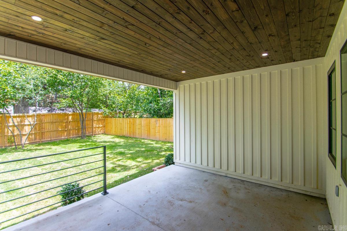 CAMMACK WOODS - Residential