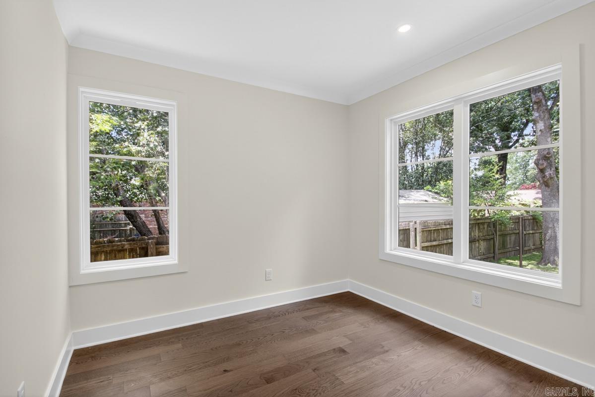 CAMMACK WOODS - Residential