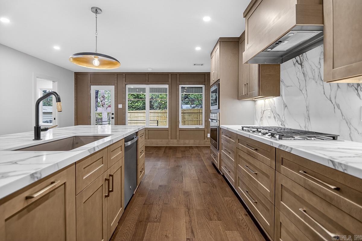 CAMMACK WOODS - Residential