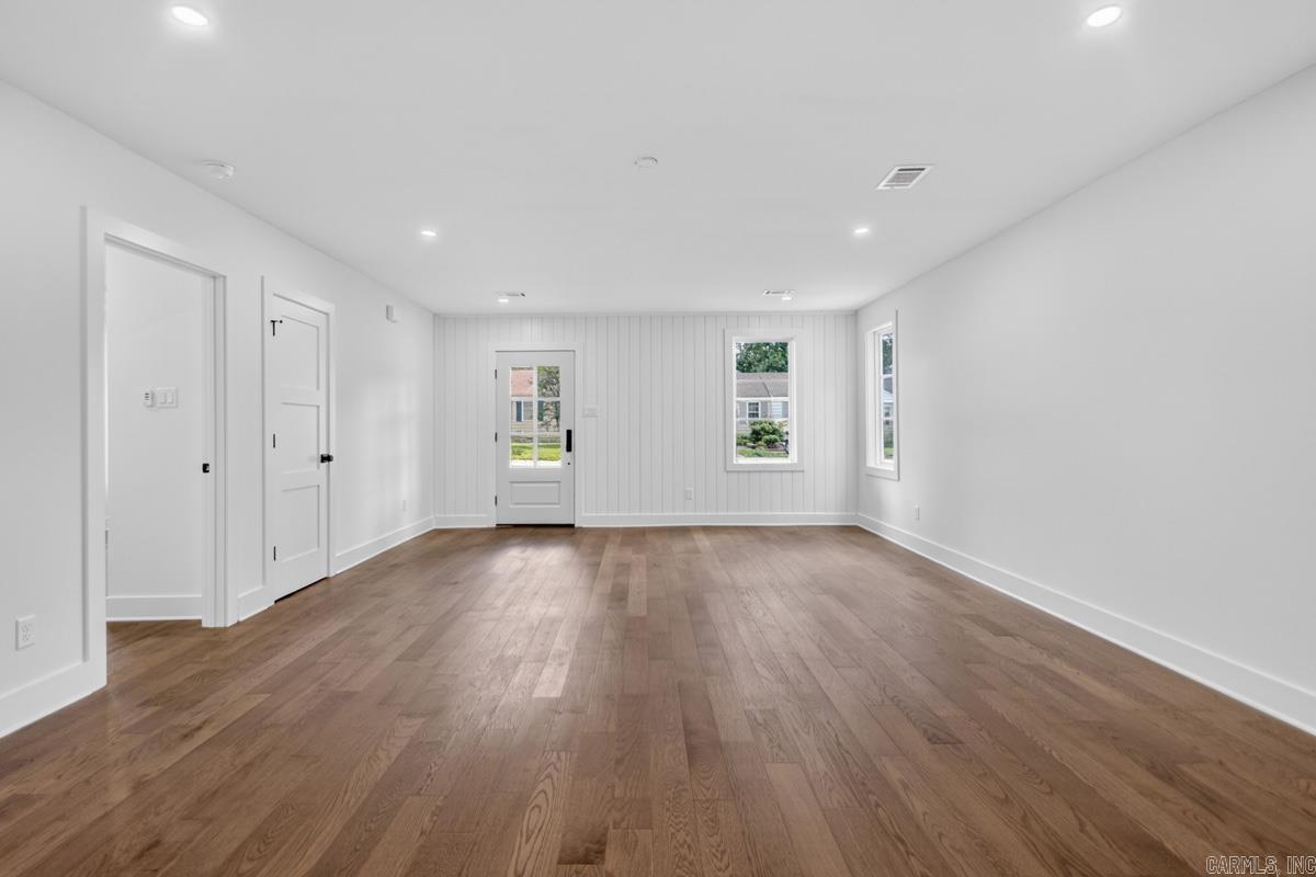 CAMMACK WOODS - Residential