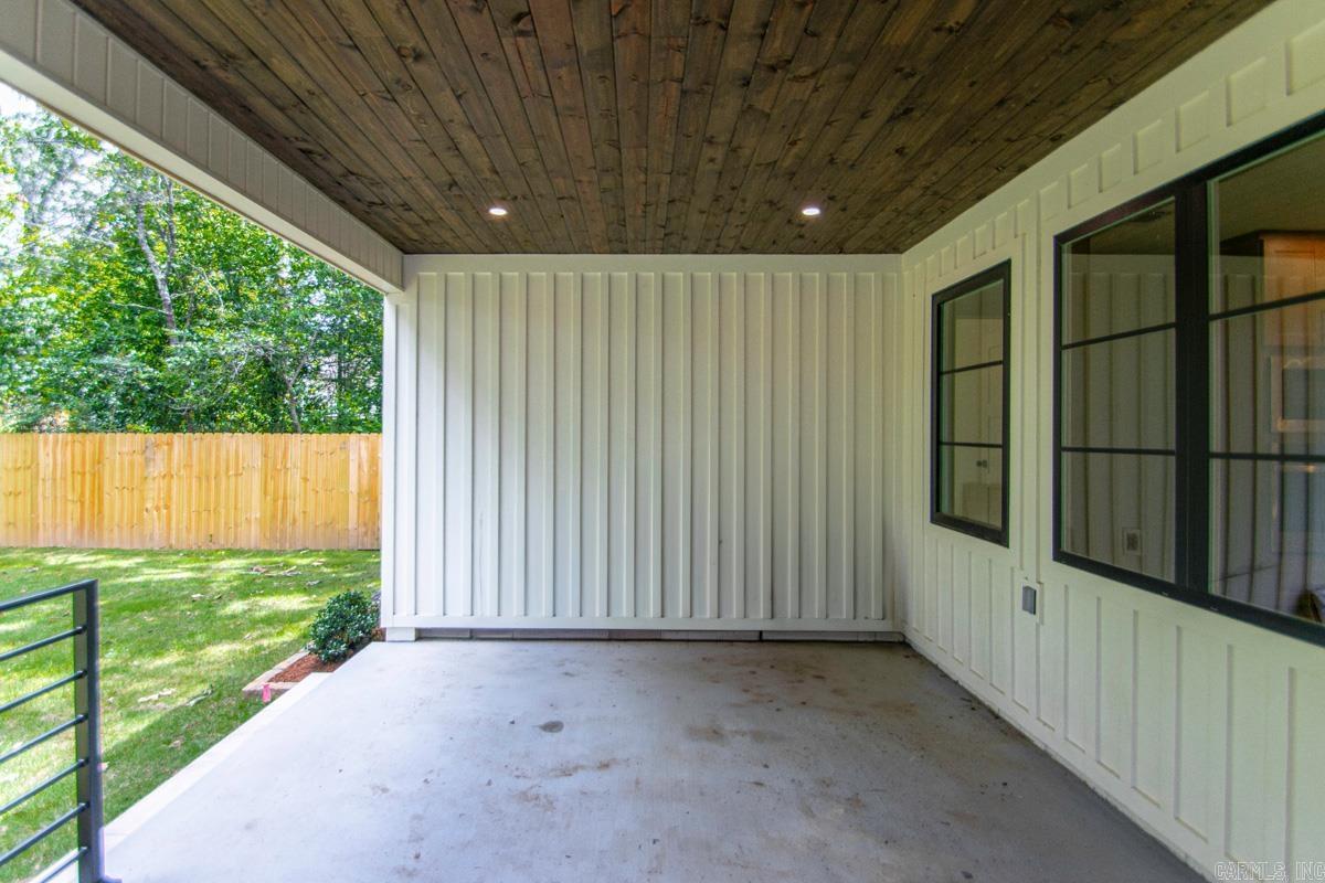 CAMMACK WOODS - Residential