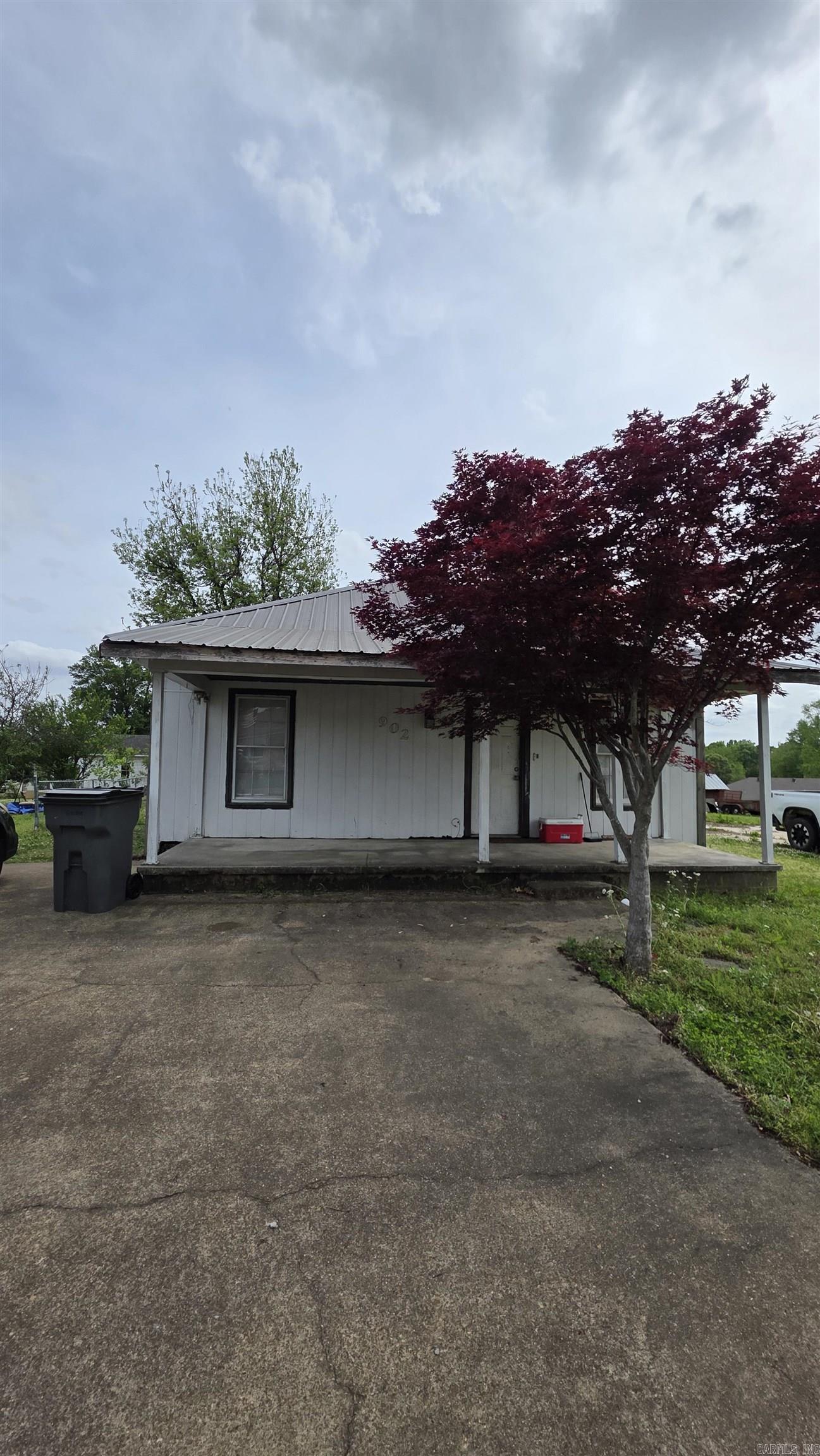 Attention Investors! Plenty of meat on the bone so to speak with this one! Home has a metal roof put on the last 10 years, additional outbuilding available as well, refrigerator, washer & dryer all to convey with property! Call your favorite agent to take a look! WILL NOT GO FHA, RD OR VA!