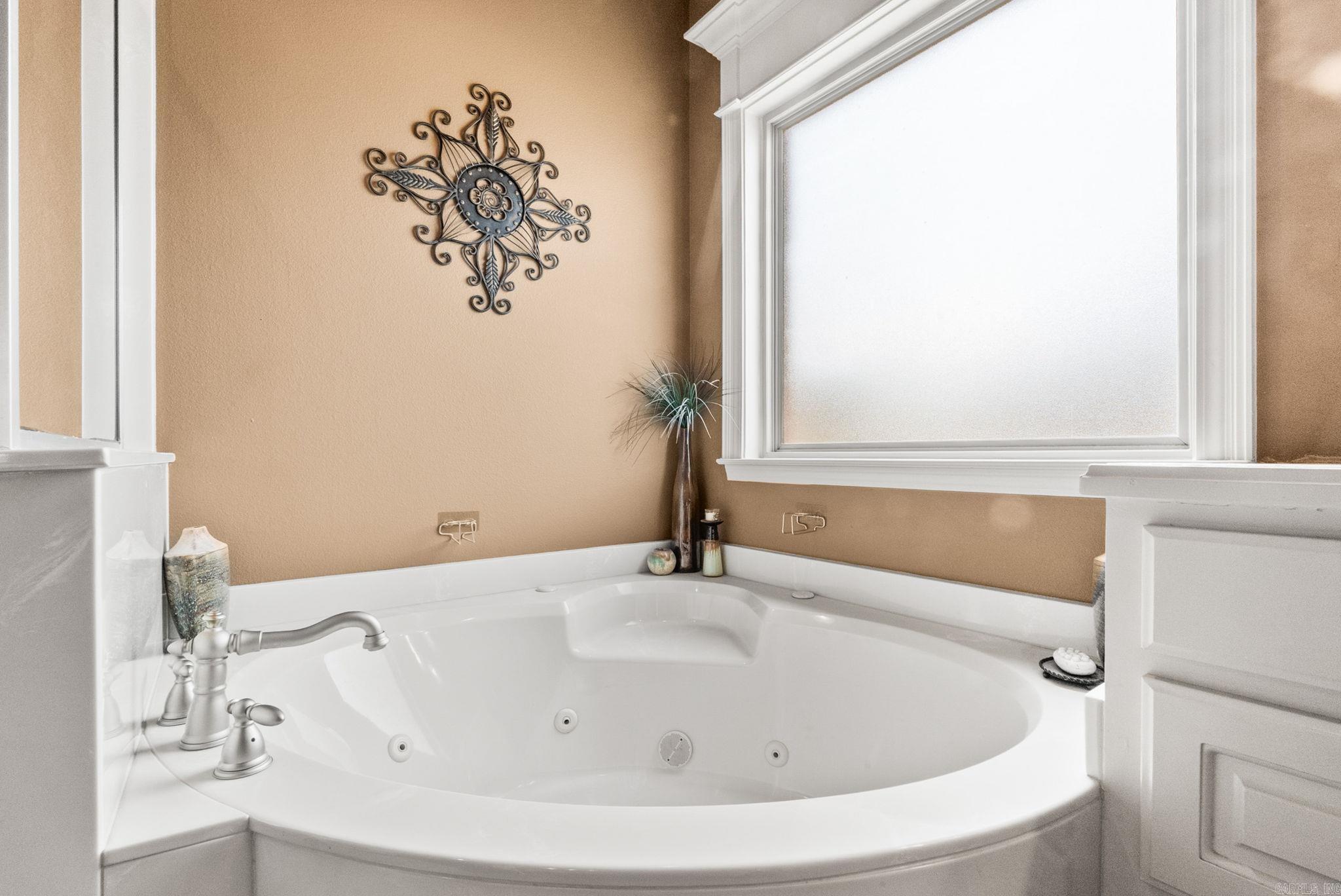 MAUMELLE VALLEY ESTATES - Residential
