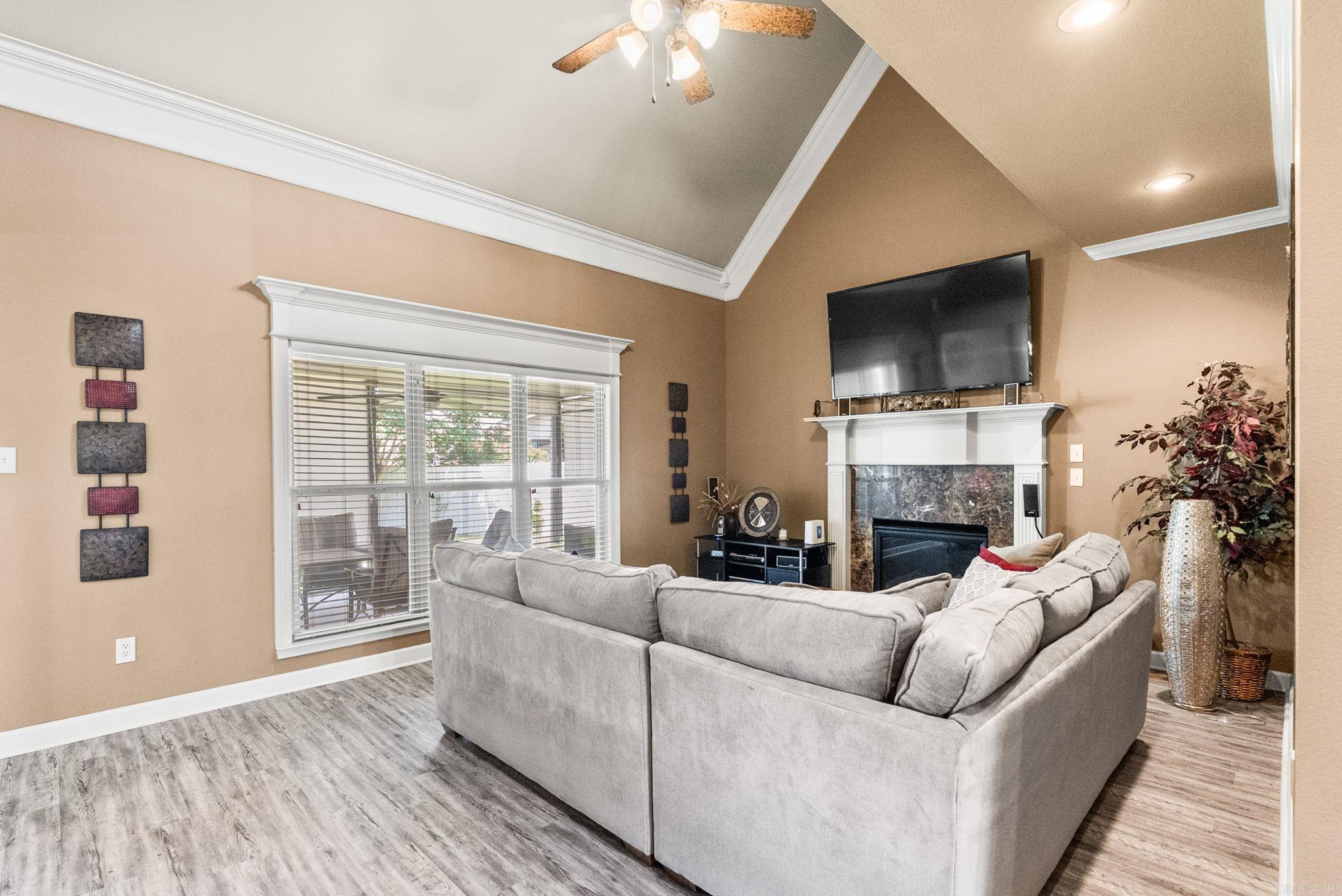 MAUMELLE VALLEY ESTATES - Residential
