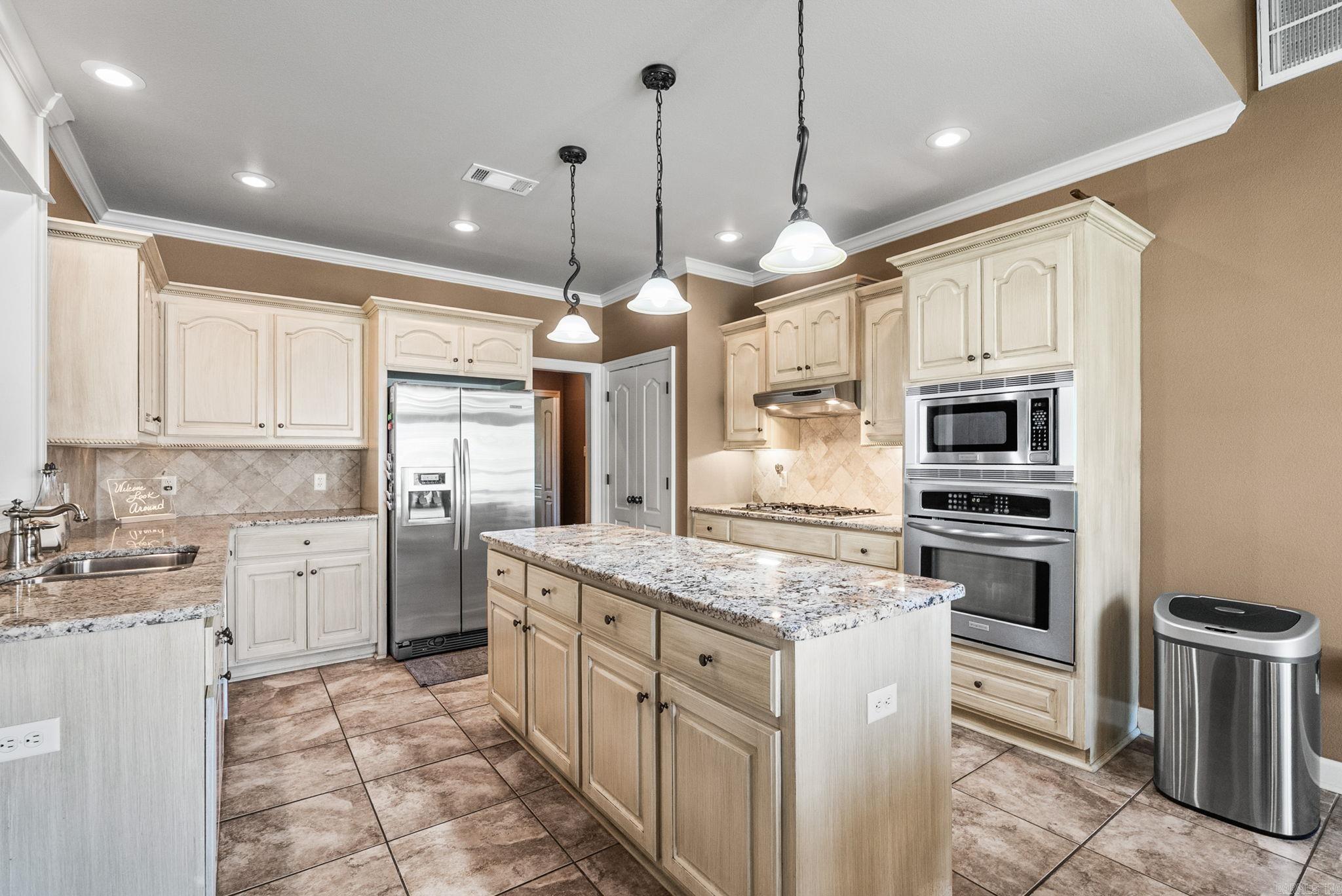 MAUMELLE VALLEY ESTATES - Residential