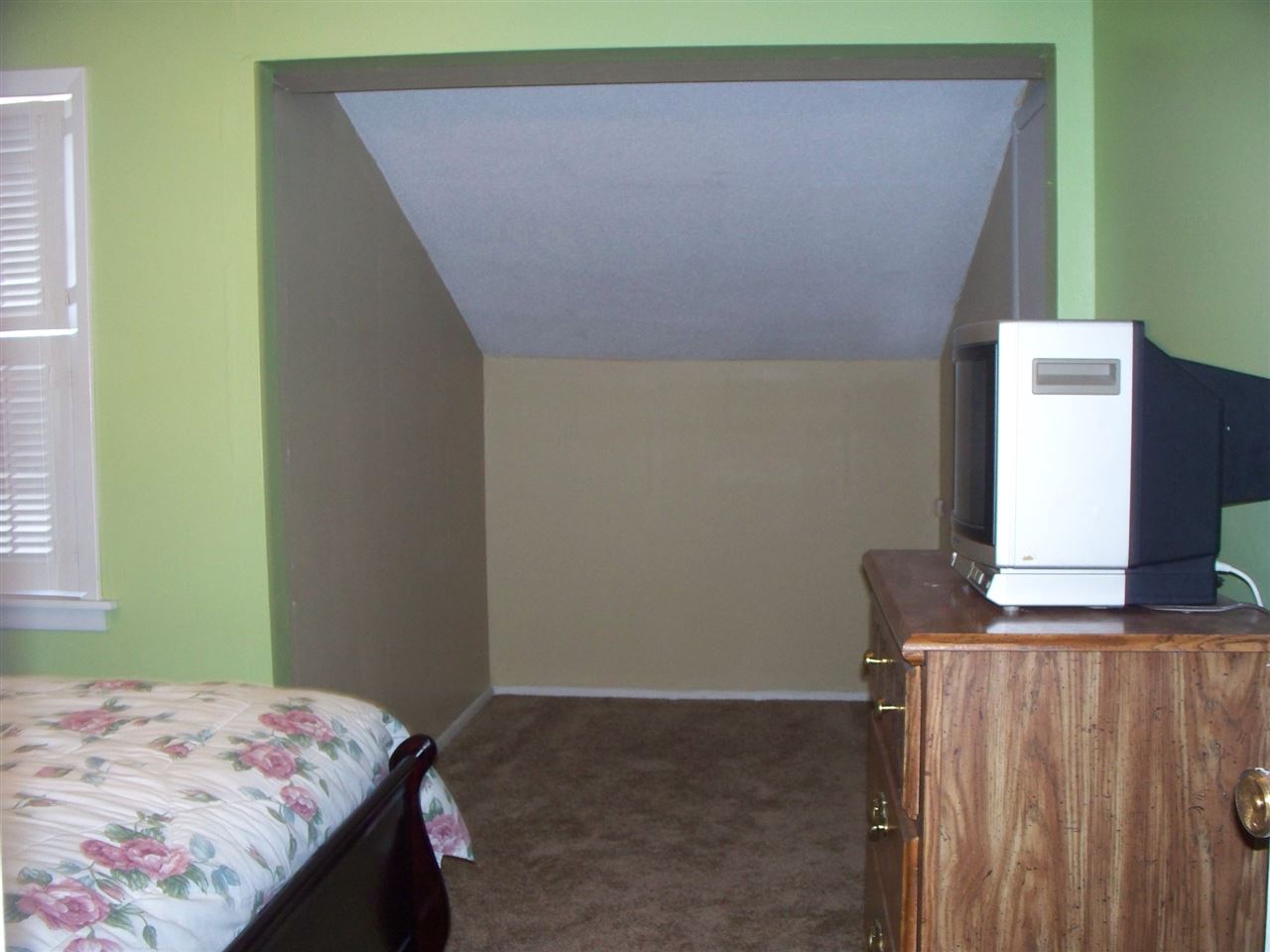 LAKEWOOD HILLS CONDO - Residential