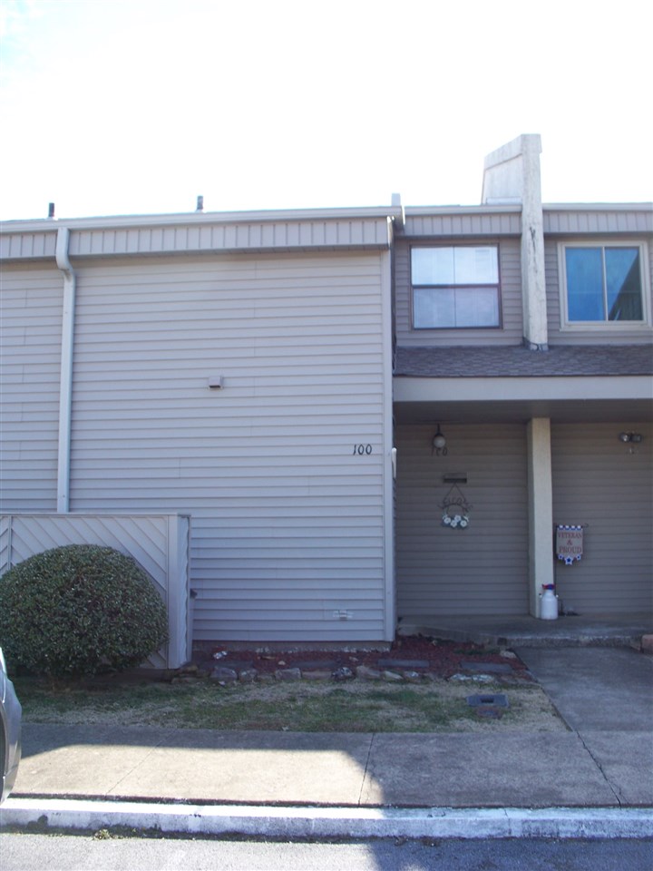 LAKEWOOD HILLS CONDO - Residential