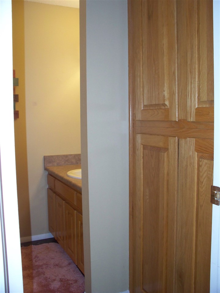 LAKEWOOD HILLS CONDO - Residential