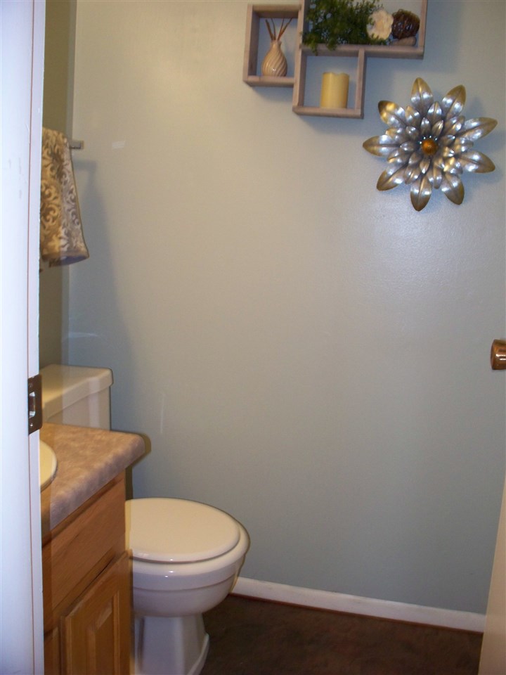LAKEWOOD HILLS CONDO - Residential